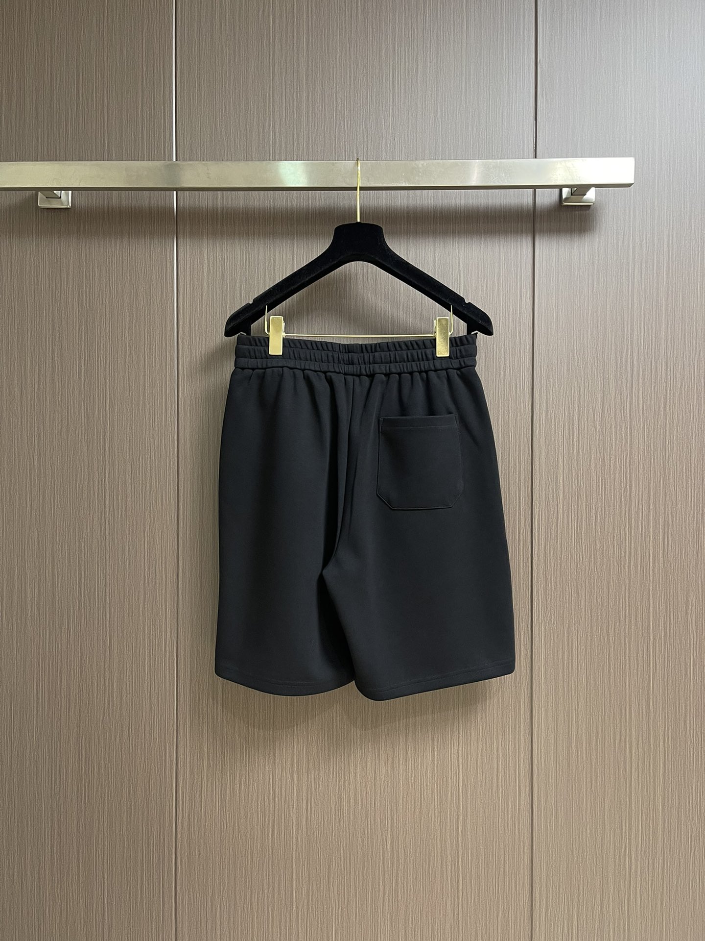 “864Loewe 2025s New T-Shirt Suit: Classic Embroidery, 260g Pure Cotton, Comfortable Men & Women, Size M-3XL” - 图片 6