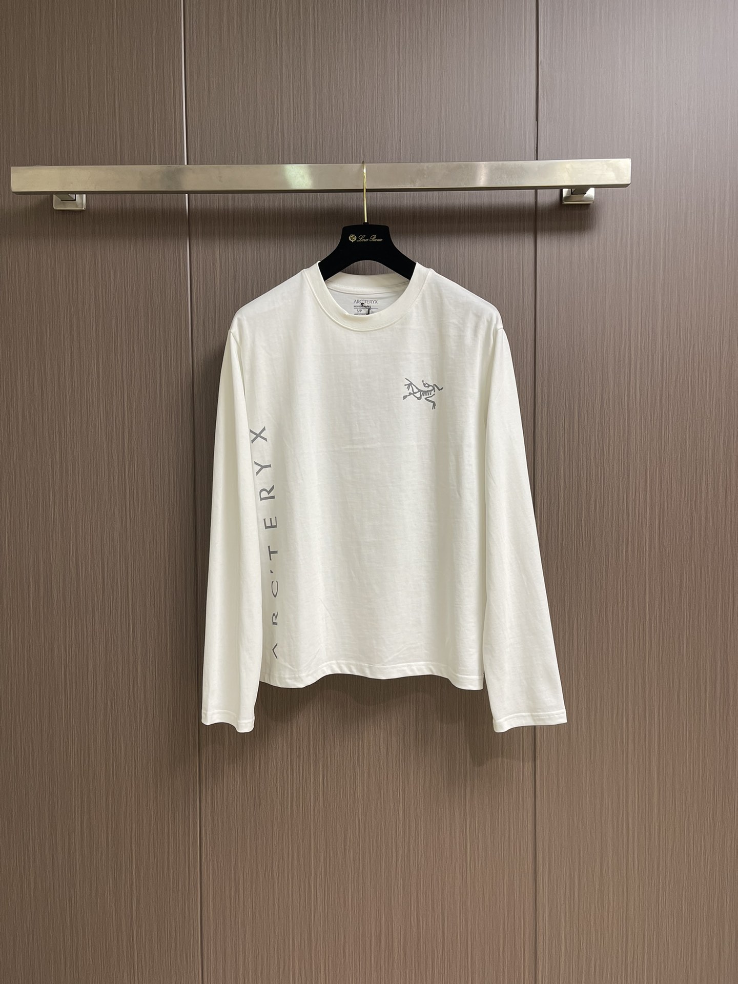 NO:505824,Ayc Teryx Archaeoptera bird logo logo round neck pullover long sleeve T-shirt, the fabric is made of original 280g double yarn pure cotton fabric, the whole dress is imported three times, no cracking and color size XS-L, arc'teryx,tees, t-shirt,alexander wang19860909Ayc Teryx 始祖鸟标识logo圆领套头长袖T恤,面料选用原版280克双纱纯棉面料,全衣三次进口印花,不开裂掉色尺码XS-L,arc'teryx,tees，t-shirt,alexander wang,Men's clothing