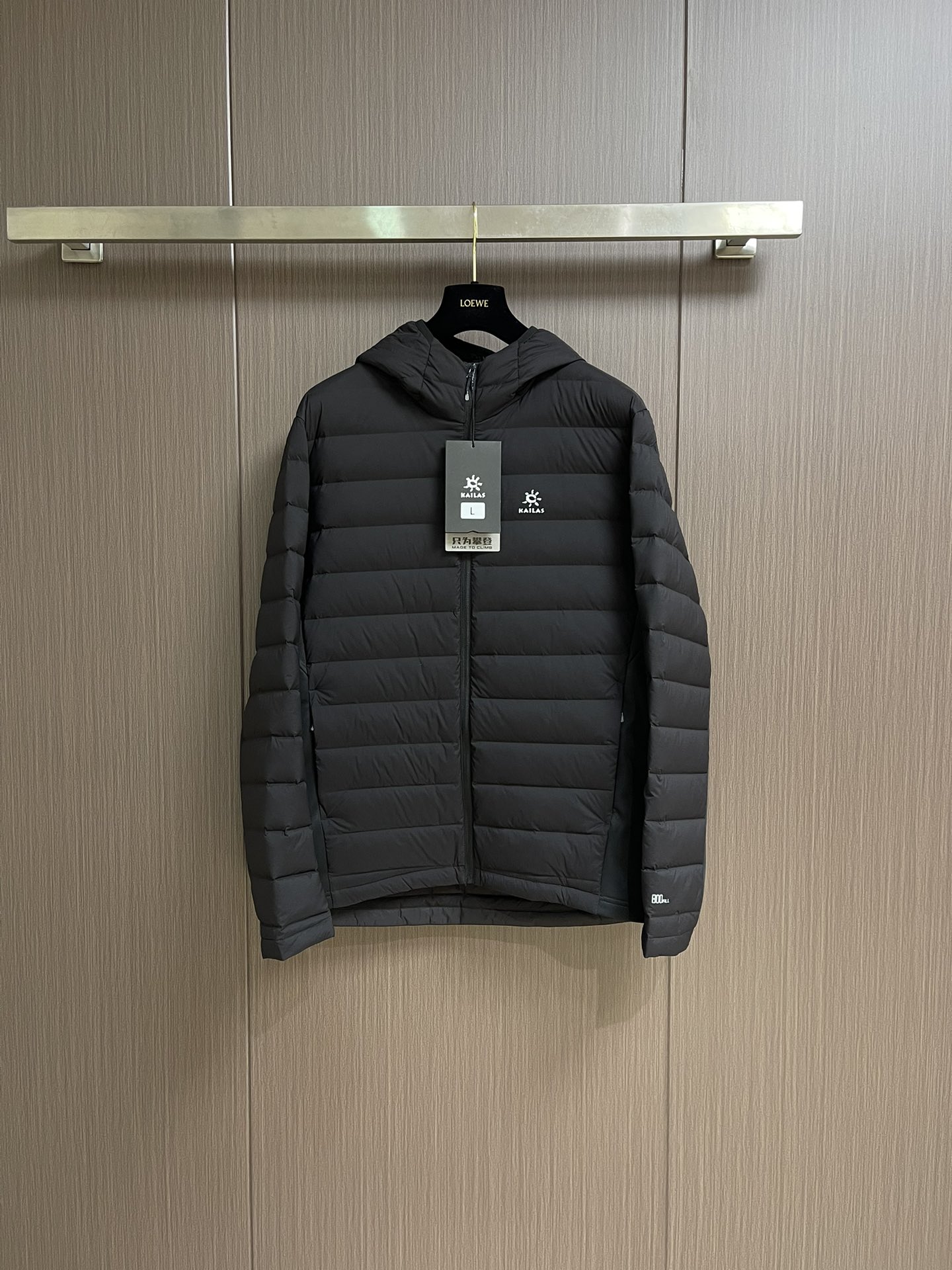 NO:520280,Kailas 2025SS Autumn New Hooded Thin Down Jacket, this is a casual outdoor clothing. The fabric is imported nylon fine plaid fabric, comfortable and lightweight, size S-XXL, down jacket, hats, alexander wang19860909kailas 2025SS秋季新款连帽轻薄羽绒服,这是一款休闲的户外服,面料采用的是进口尼龙细格面料,舒适轻便,尺码S-XXL,,down jacket,hats,alexander wang,Men's clothing