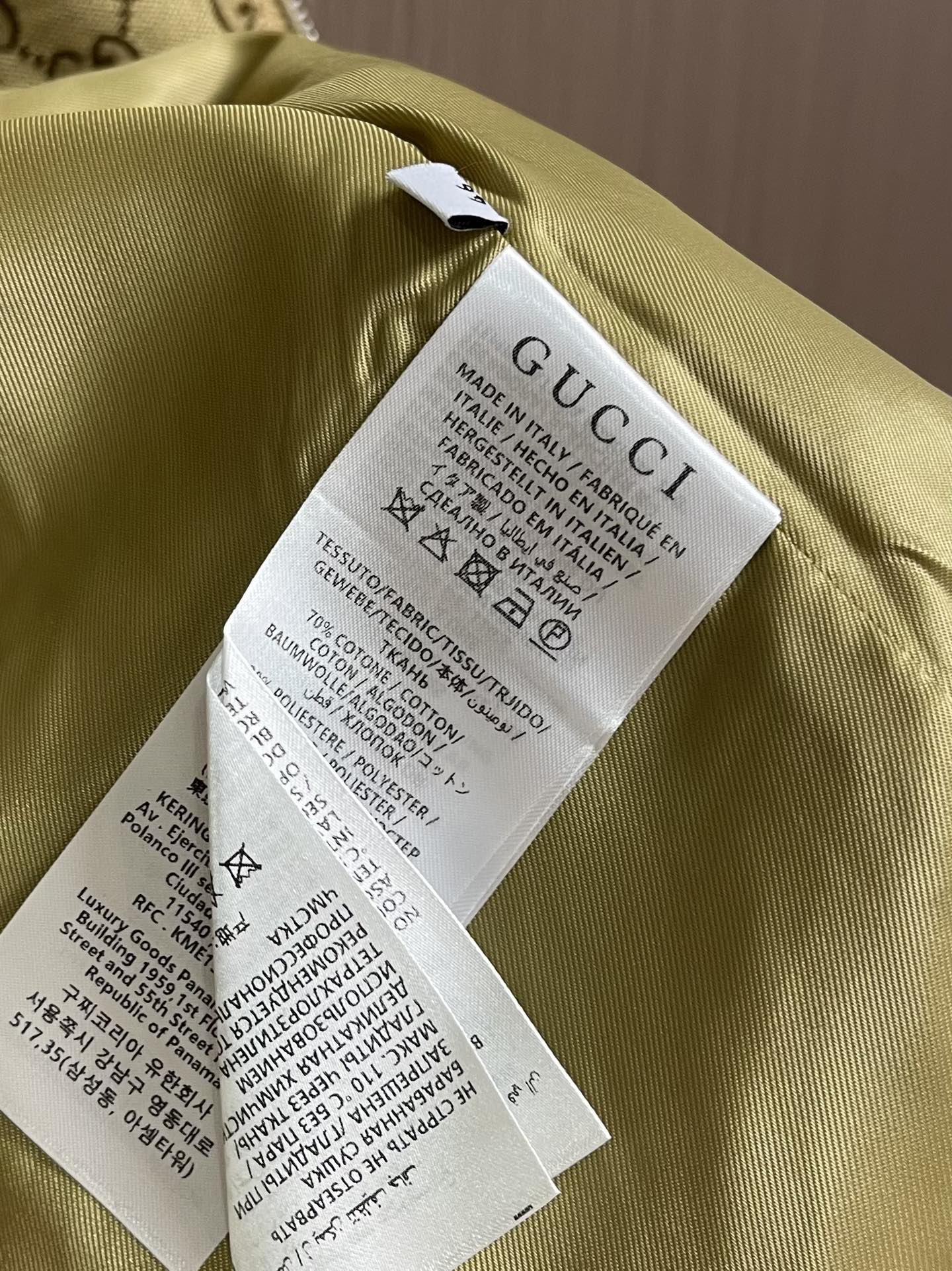 
GUCCI 帆布飞行员夹克外套，2025ss早秋系列运用精致又华丽的面料演绎致臻雅韵，缔就飞行员夹克和