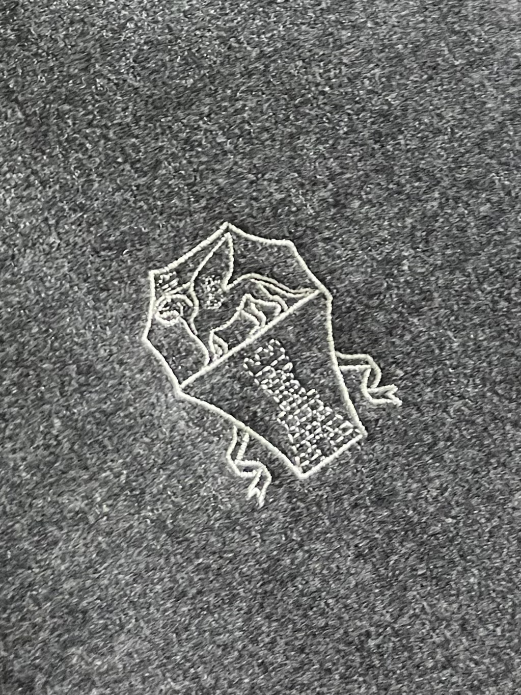 
BC 2025SS秋冬商务休闲羊绒混纺立领外套 经典款秋冬季实穿款式之一 小立领 下摆袖口处采用双料拼