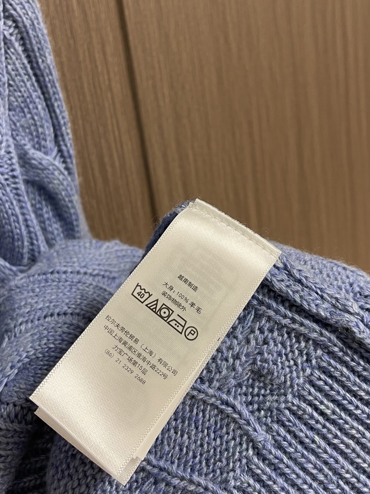 
RAlP🆕H LAUREN 绞花小马图案刺绣开衫，女款👩 让人眼前一亮的设计，目光不自觉地被吸引，版型