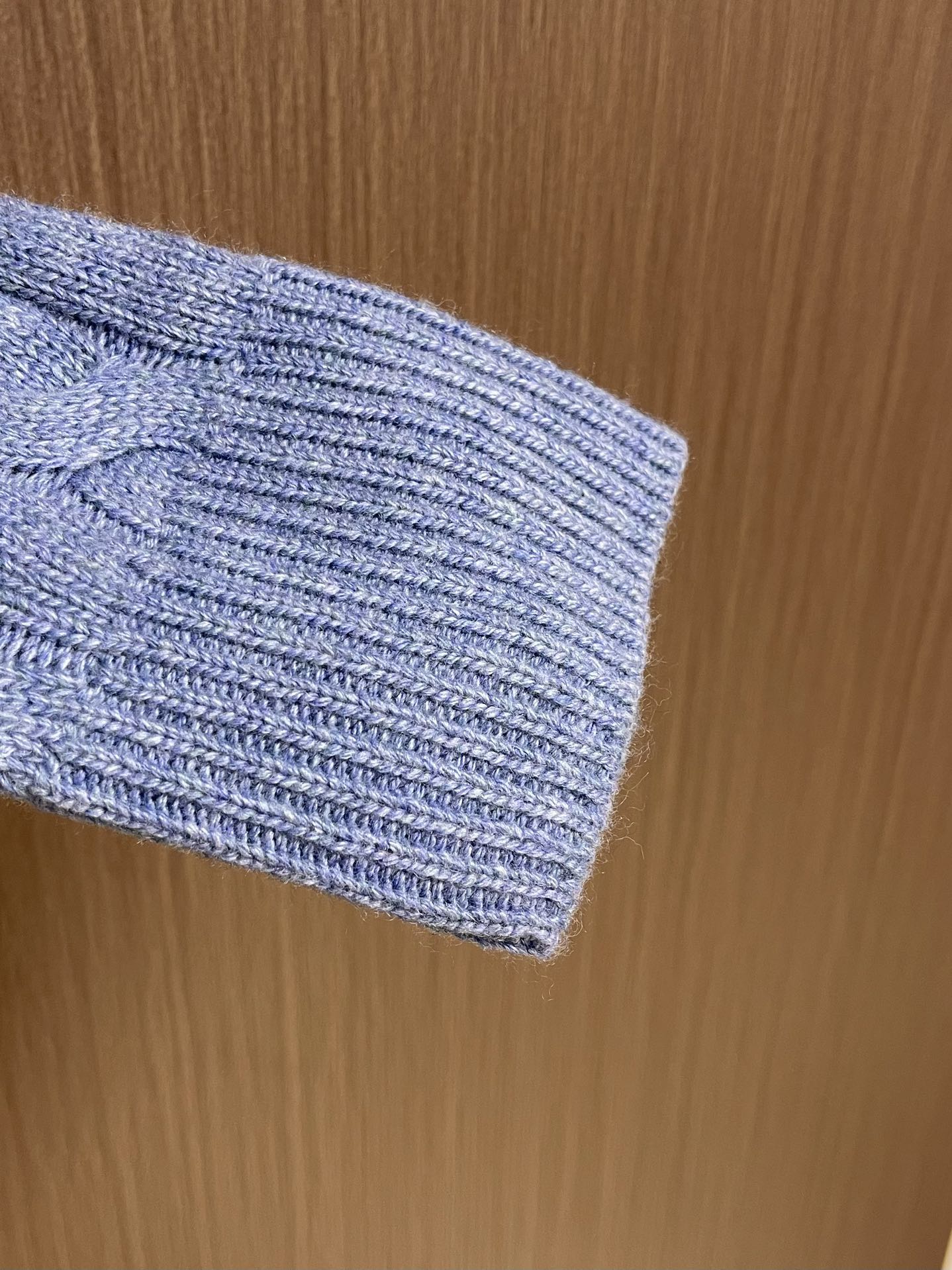 
RAlP🆕H LAUREN 绞花小马图案刺绣开衫，女款👩 让人眼前一亮的设计，目光不自觉地被吸引，版型