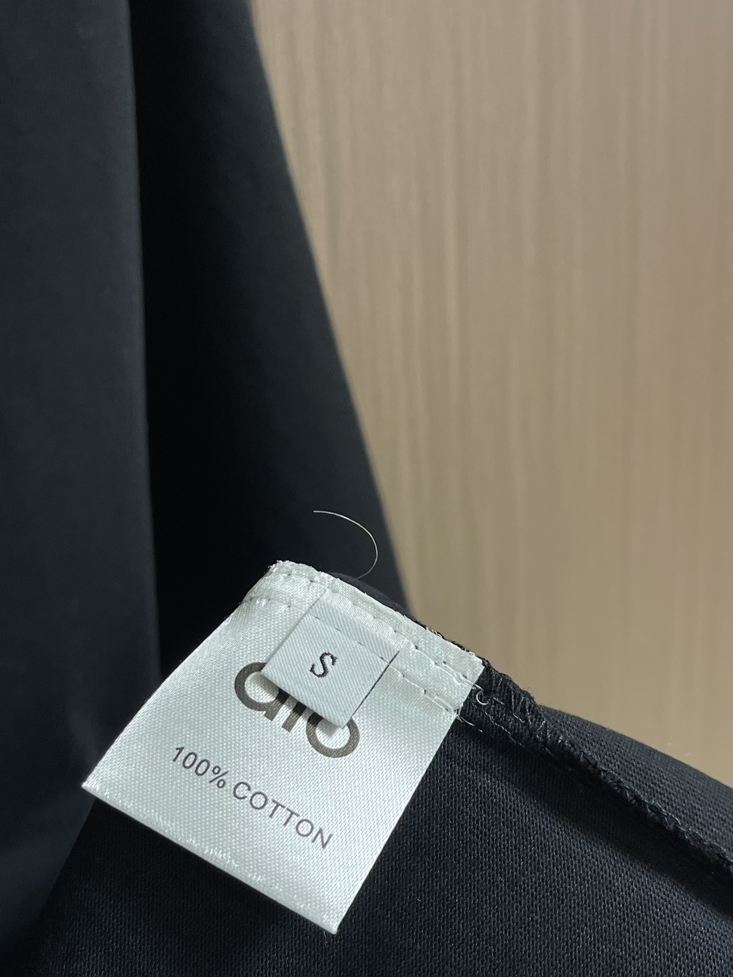 
Alo 2025SS春夏全新系列圆领短袖T恤，非常时髦前卫的一款男女同款短袖，标识logo图案压胶修饰