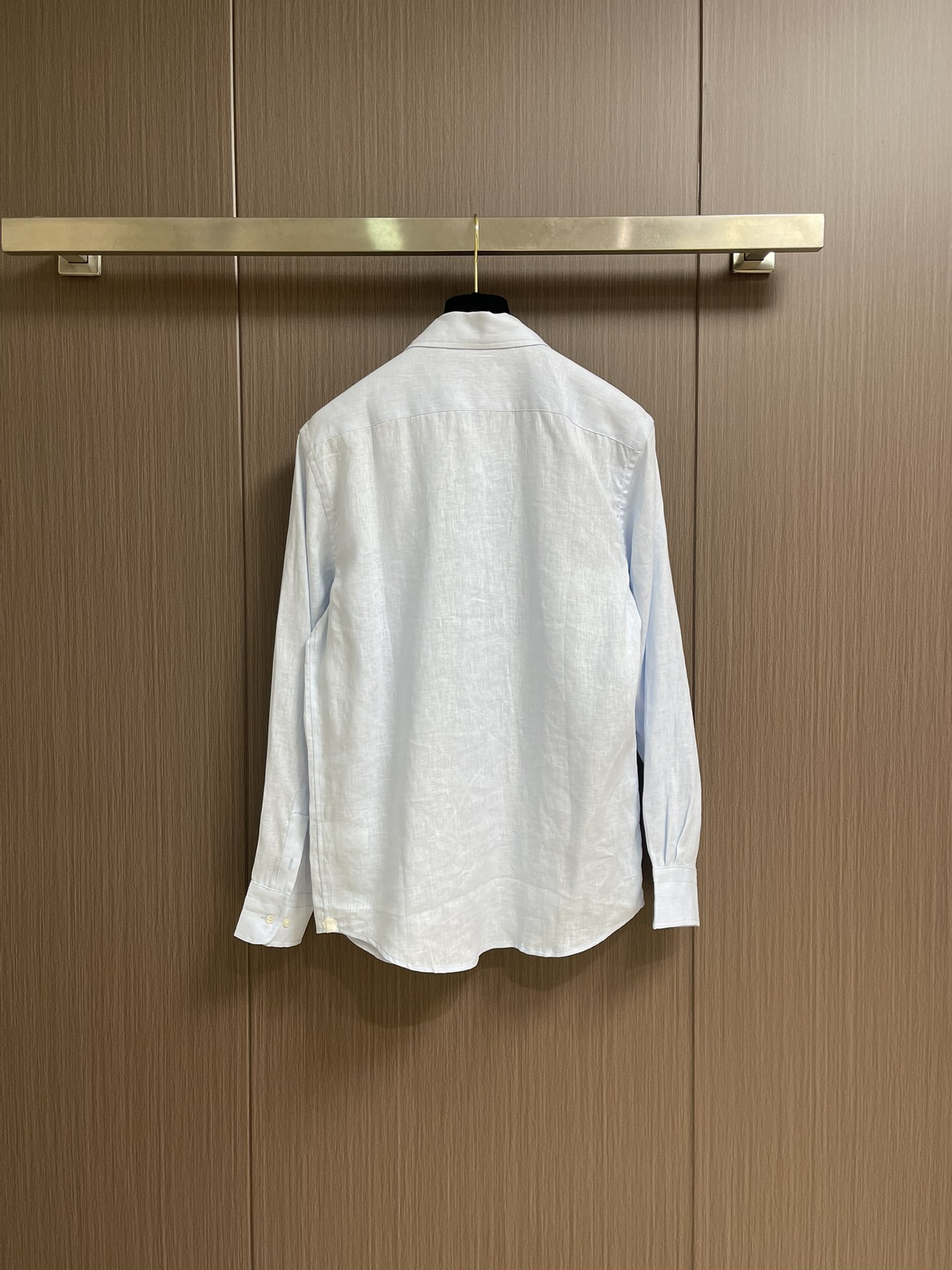 
lP🆕 LoroPiana2025SS秋新款Andre男士长袖衬衫，卓尔不群的Andre衬衫为翻领设计