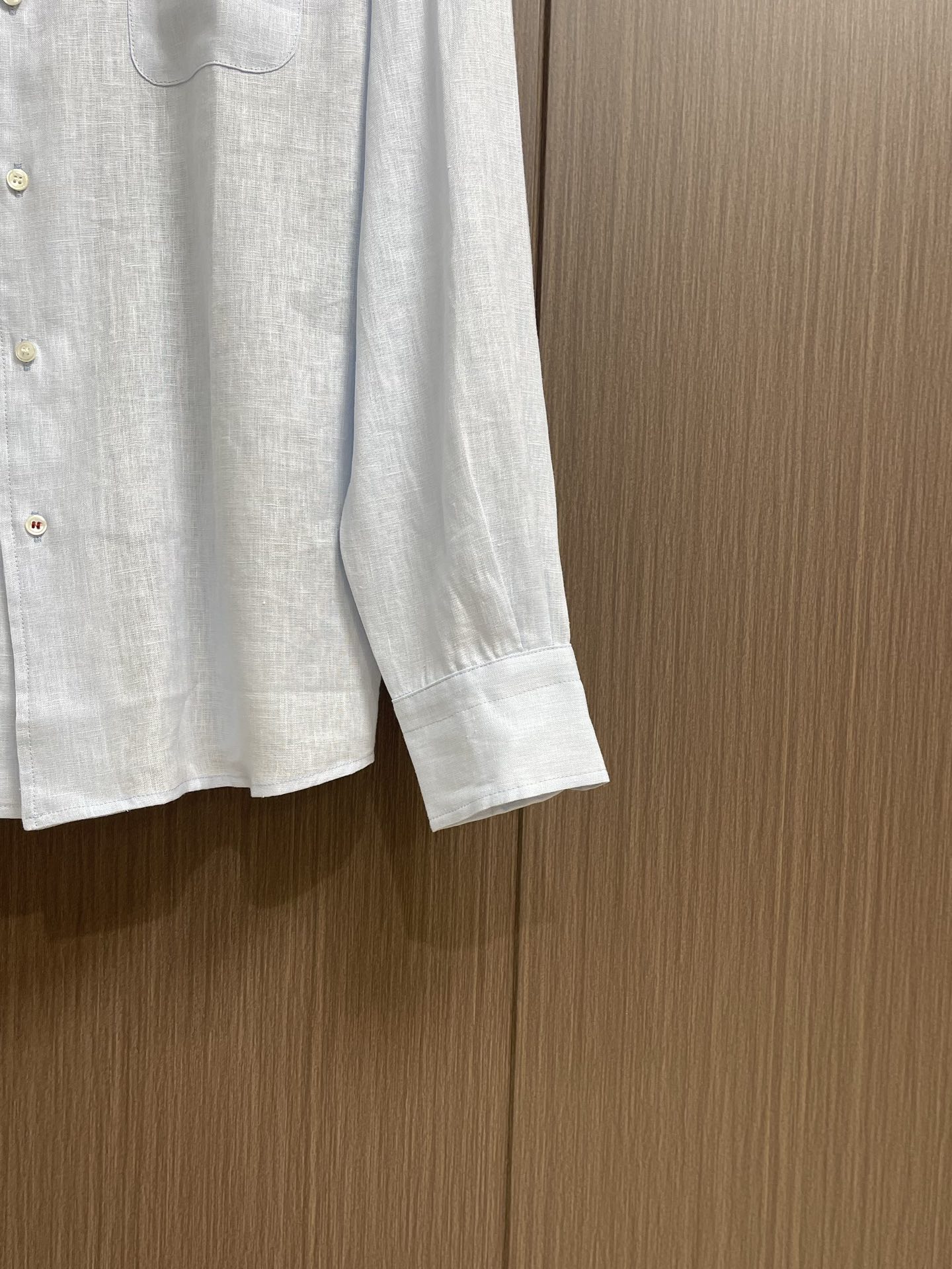 
lP🆕 LoroPiana2025SS秋新款Andre男士长袖衬衫，卓尔不群的Andre衬衫为翻领设计