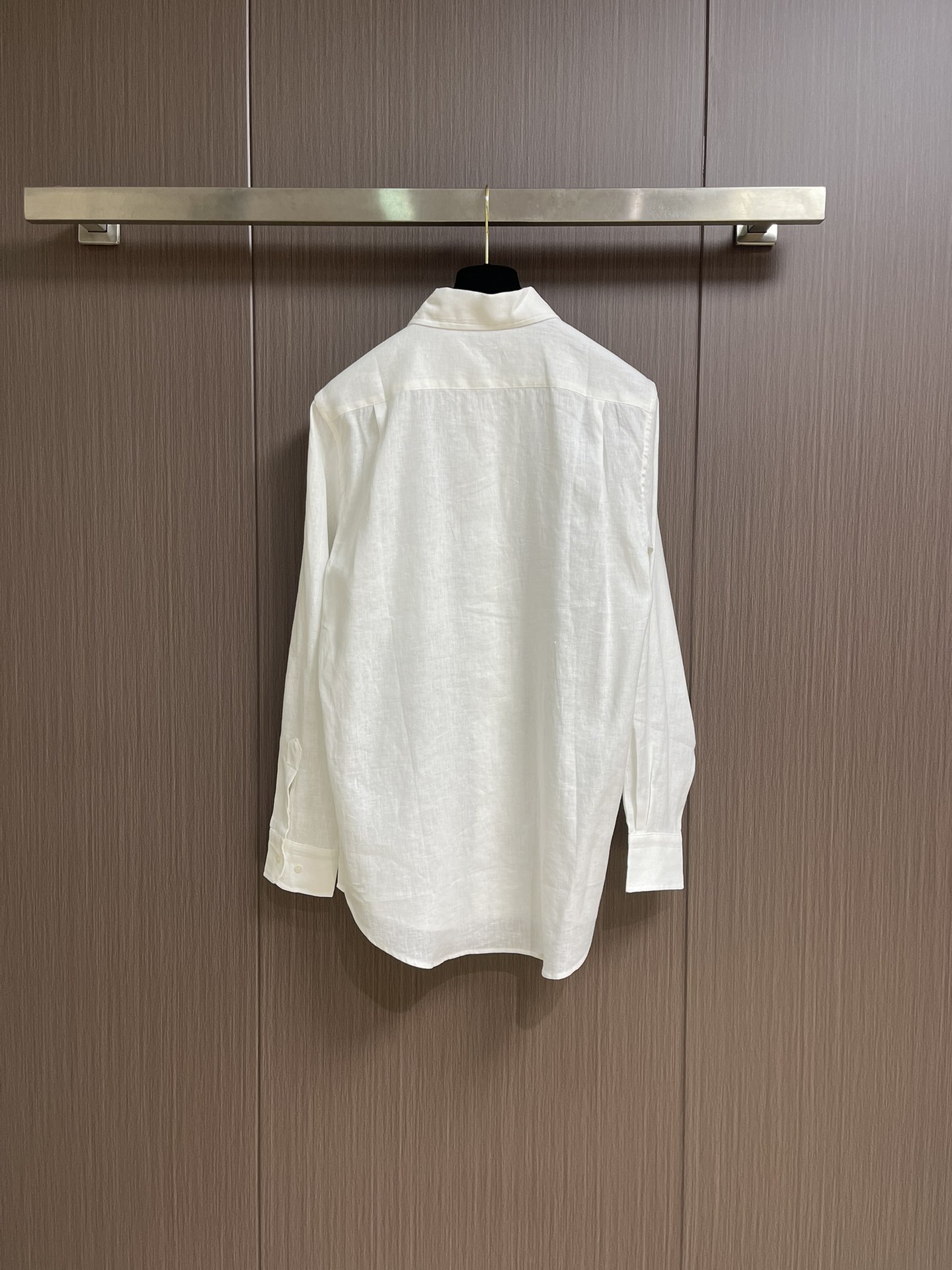 
lP🆕 LoroPiana2025SS秋新款Andre男士长袖衬衫，卓尔不群的Andre衬衫为翻领设计