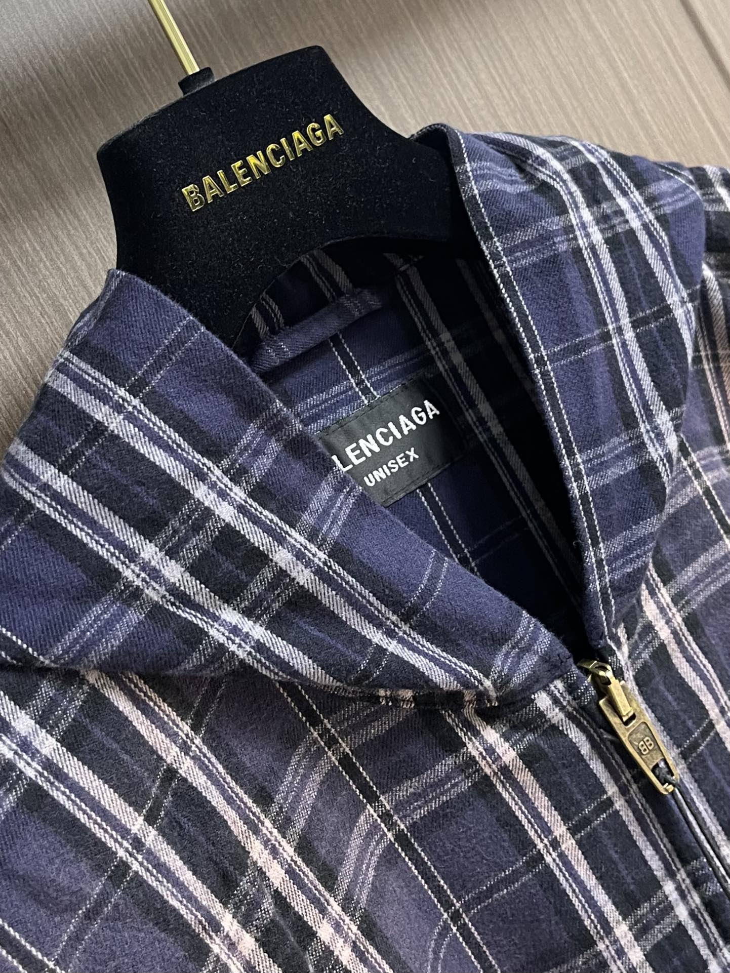 上衣Balenciaga 2025SS秋季新款 海军蓝拼色格纹连帽拉链卫衣外套卫裤套装，定制定染格纹棉质