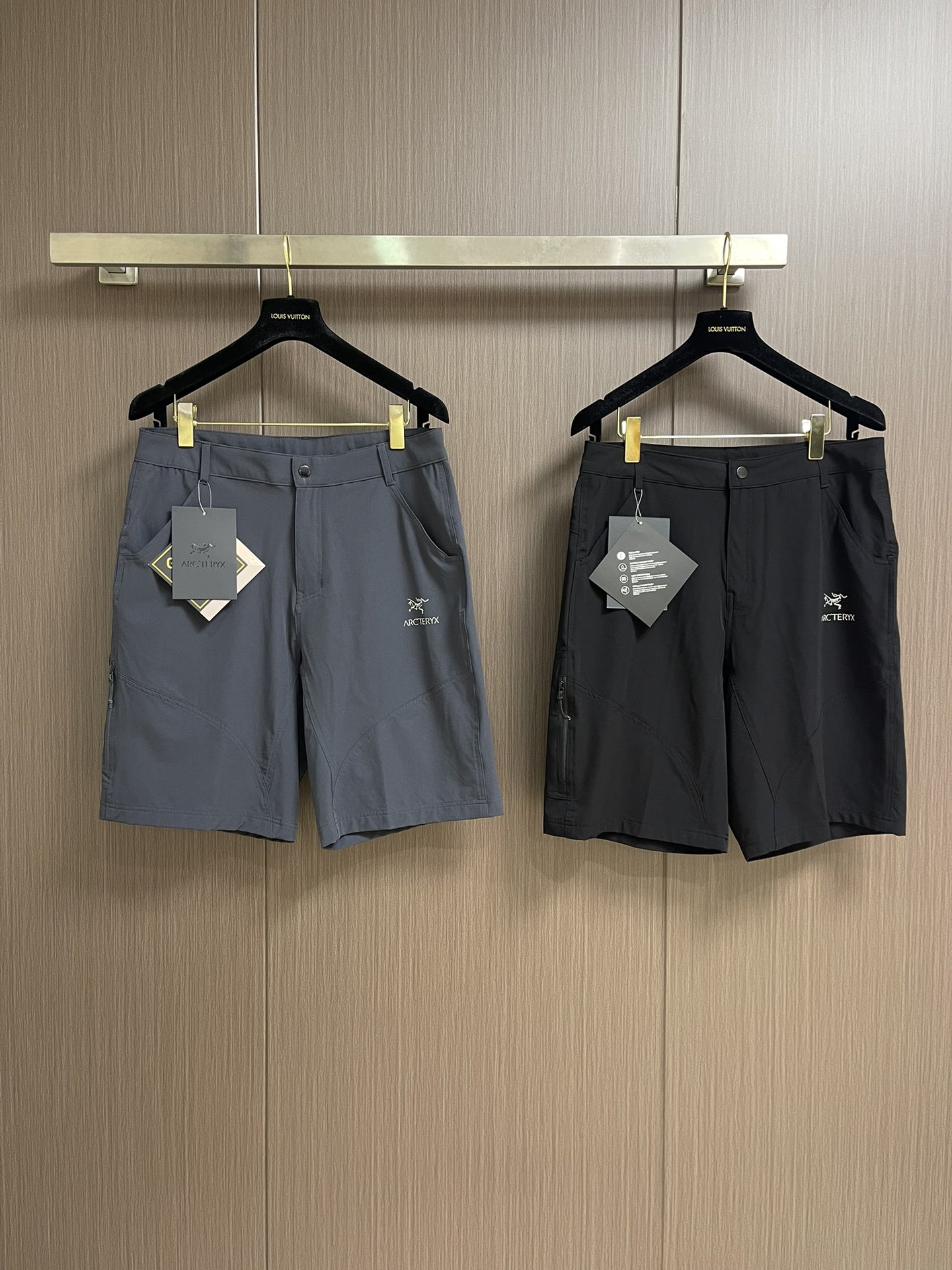 
ARC'TERYX 始祖鸟2025SS夏季新款休闲短裤，设计感十足，非常适合夏天和户外长时间活动穿着，