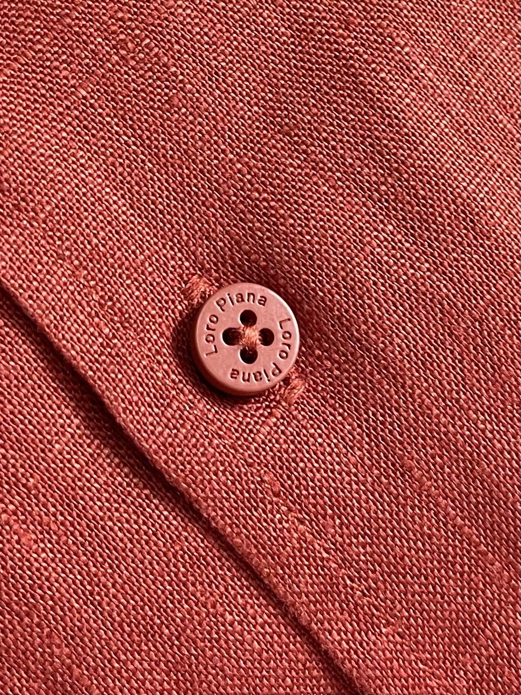 
lP🆕 LoroPiana 新款Andre男士长袖衬衫，卓尔不群的 Andre 衬衫为翻领设计，可以敞