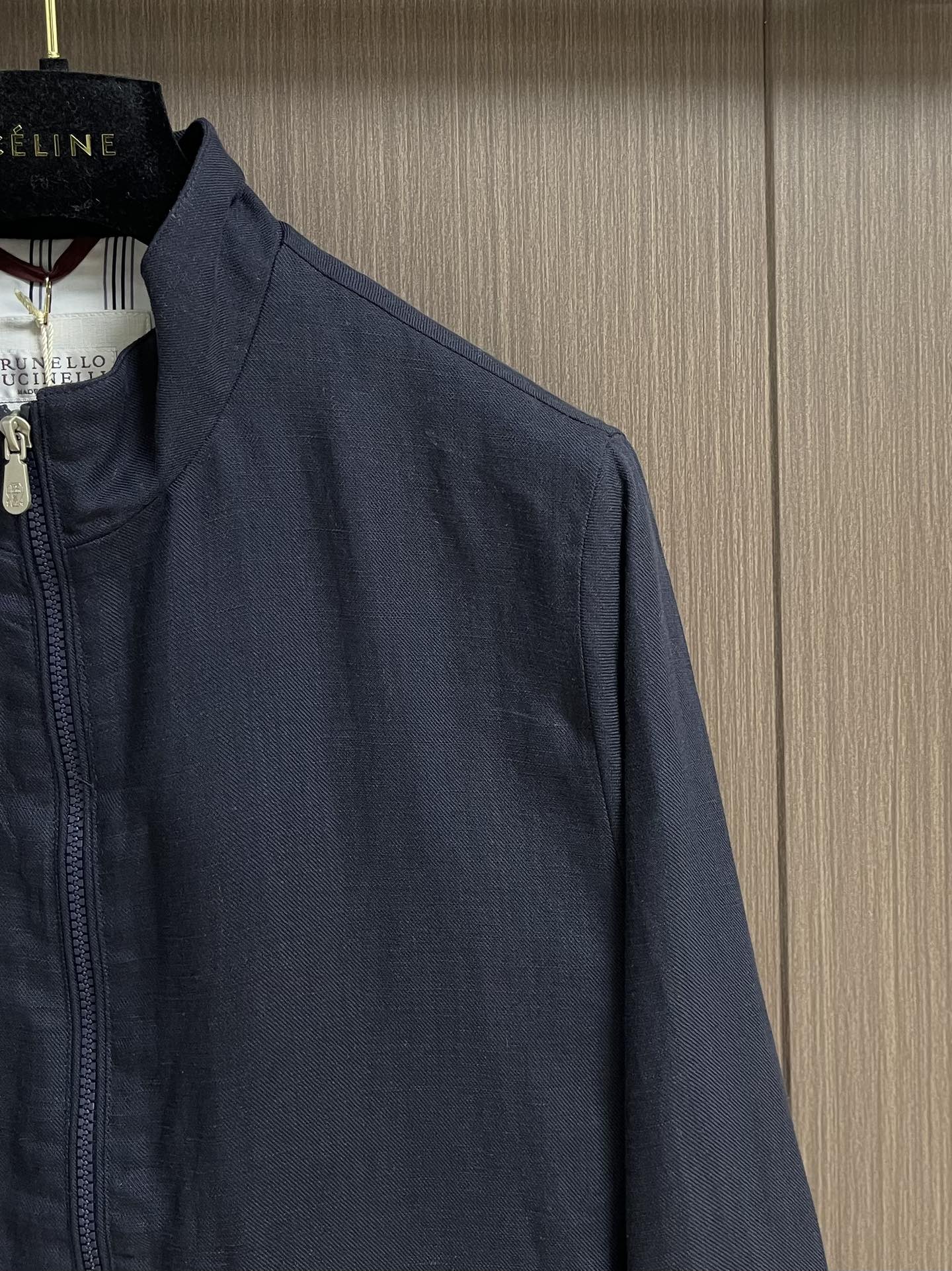 
BC 2025s春夏新款轻薄亚麻外套，男士刺绣徽标商务休闲夹克外套！选用客供定织定染轻薄天丝亚麻面料打