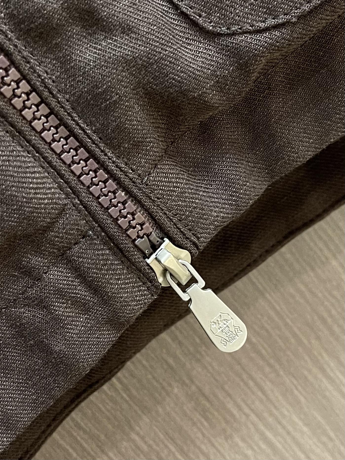 
BC 2025s春夏新款轻薄亚麻外套，男士刺绣徽标商务休闲夹克外套！选用客供定织定染轻薄天丝亚麻面料打