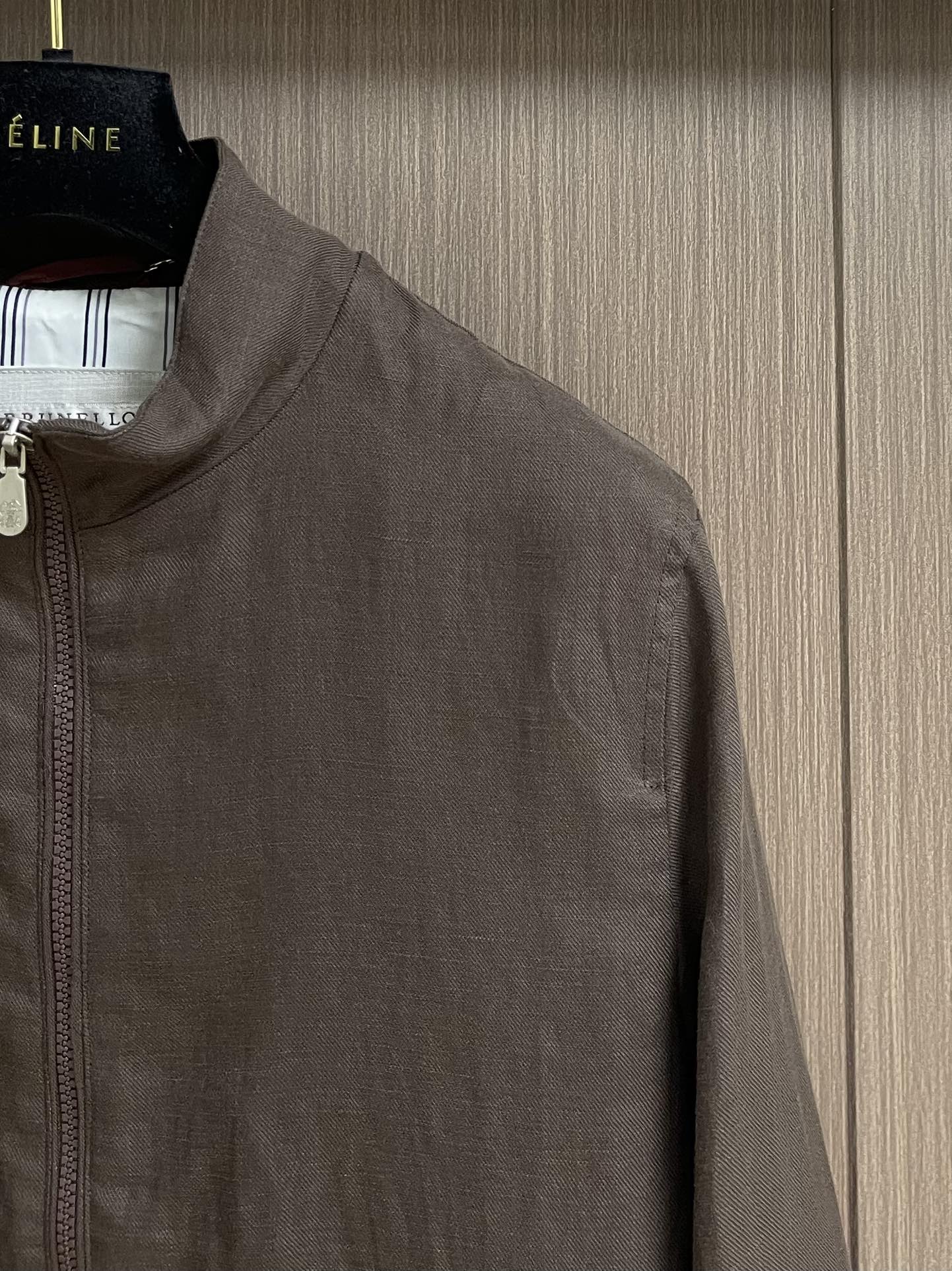 
BC 2025s春夏新款轻薄亚麻外套，男士刺绣徽标商务休闲夹克外套！选用客供定织定染轻薄天丝亚麻面料打