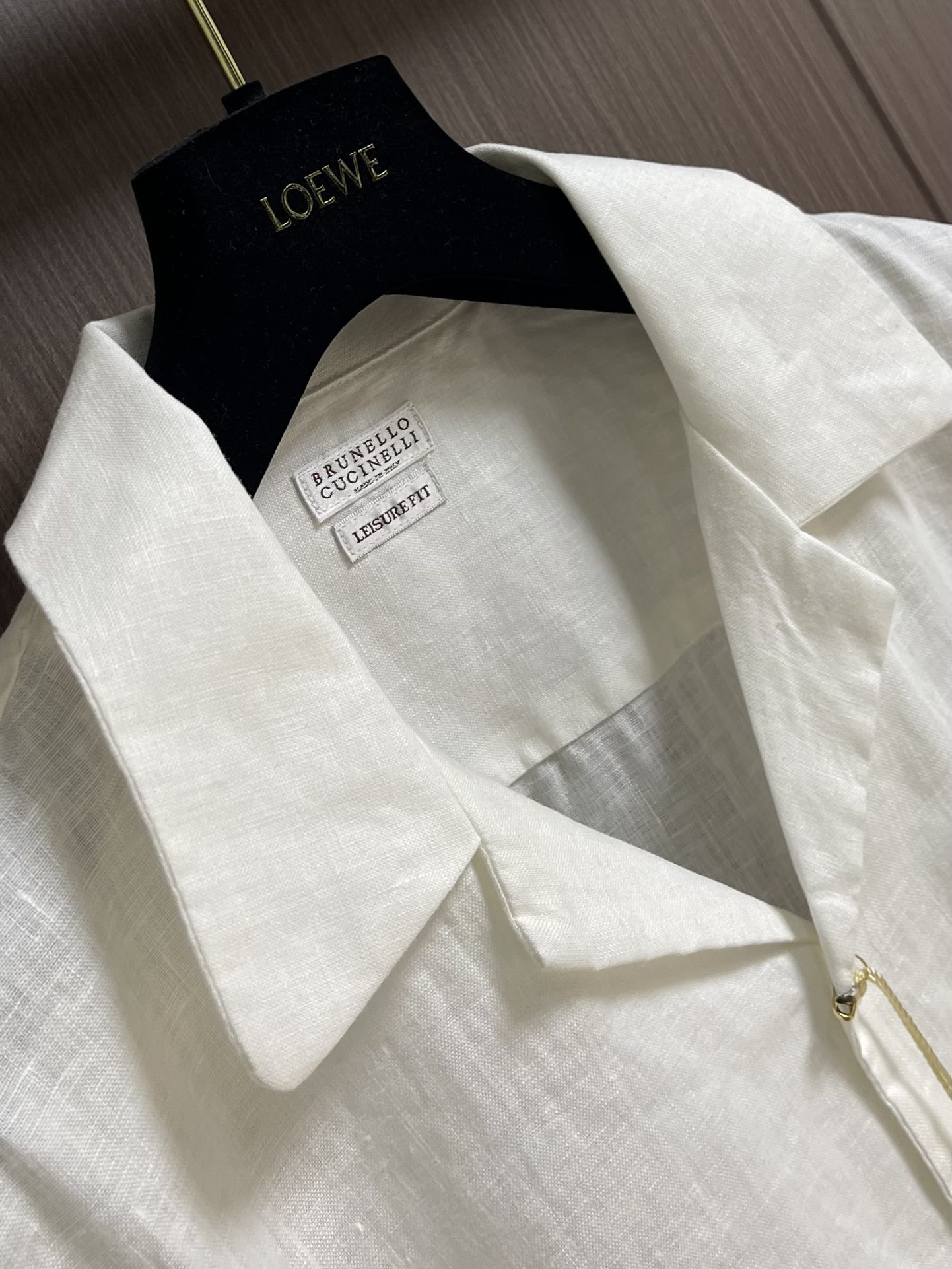 
BC 古巴领口袋长袖纯亚麻衬衣！带你领略复古与现代的完你玩转色彩的一款亚麻长袖衬衫 经典独特设计的古巴