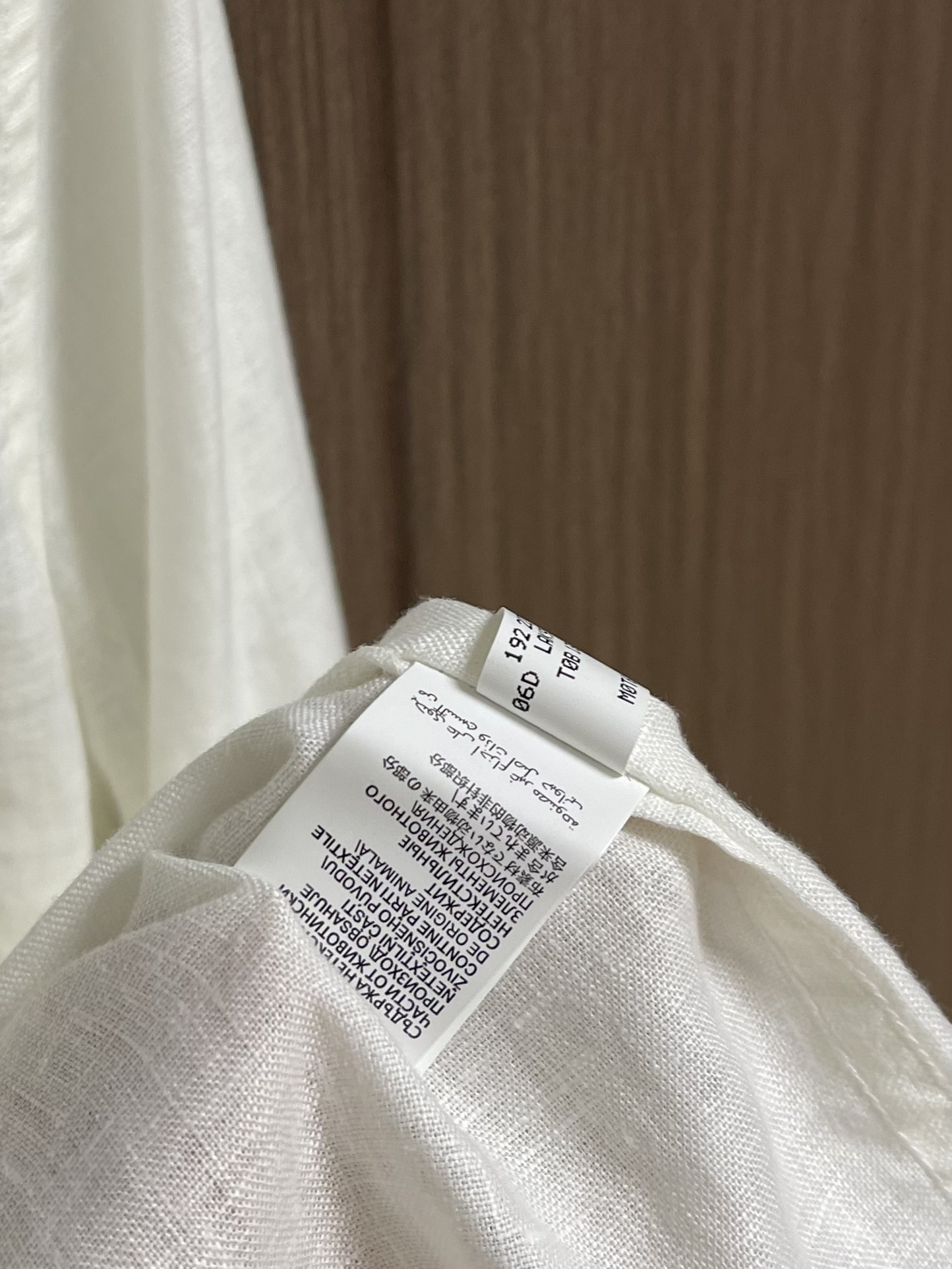 
BC 古巴领口袋长袖纯亚麻衬衣！带你领略复古与现代的完你玩转色彩的一款亚麻长袖衬衫 经典独特设计的古巴