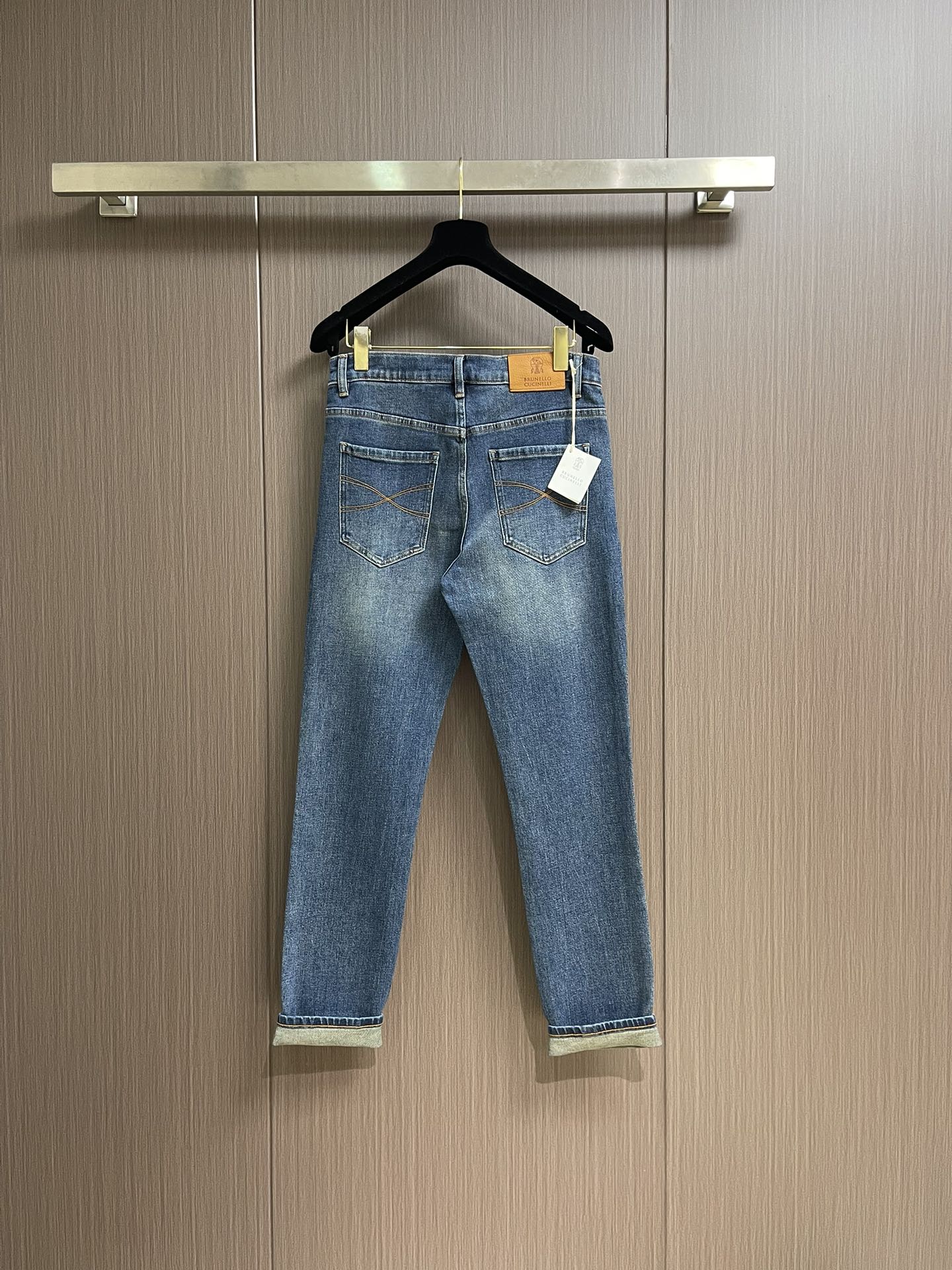 
BC 2025FW早秋新款牛仔长裤。定制日本进口丹宁面料，手感柔软上身修身显瘦包臀特别好看完胜，时尚净