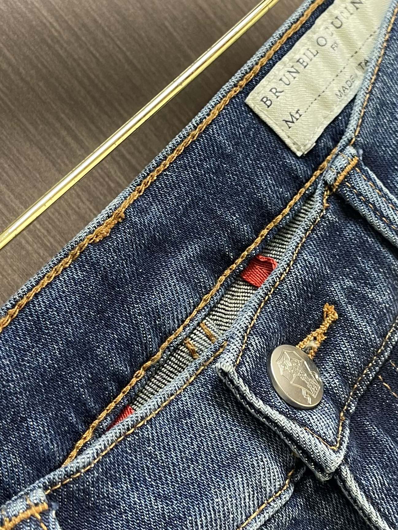 
BC 2025FW早秋新款牛仔长裤。定制日本进口丹宁面料，手感柔软上身修身显瘦包臀特别好看完胜，时尚净