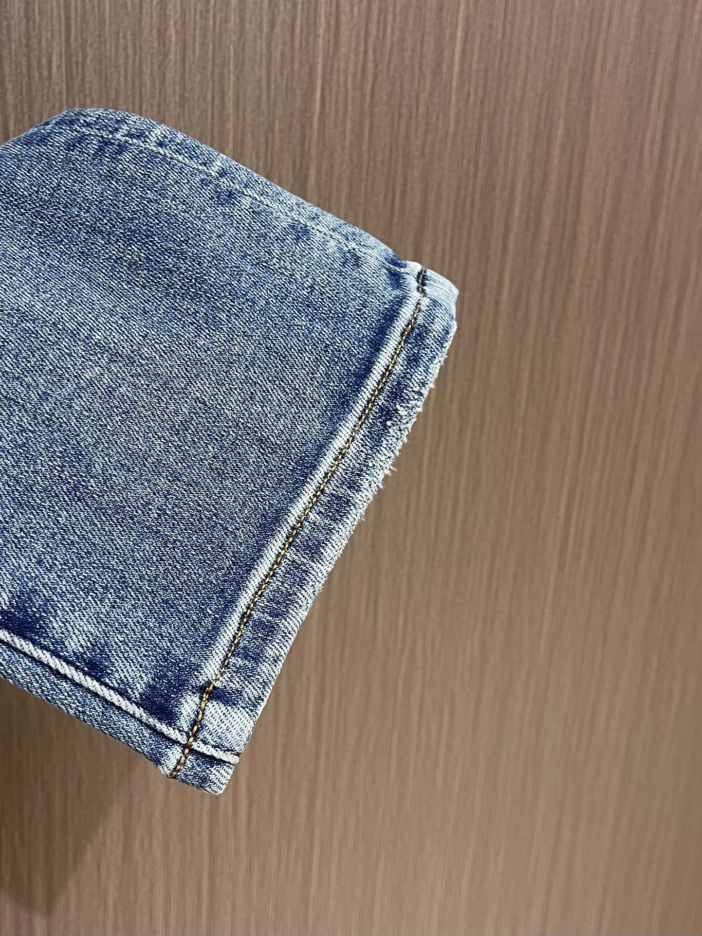 
BrunelloCucinelli BC 男士休闲牛仔裤，2025SS早春新款，内里完美包边，定制原版