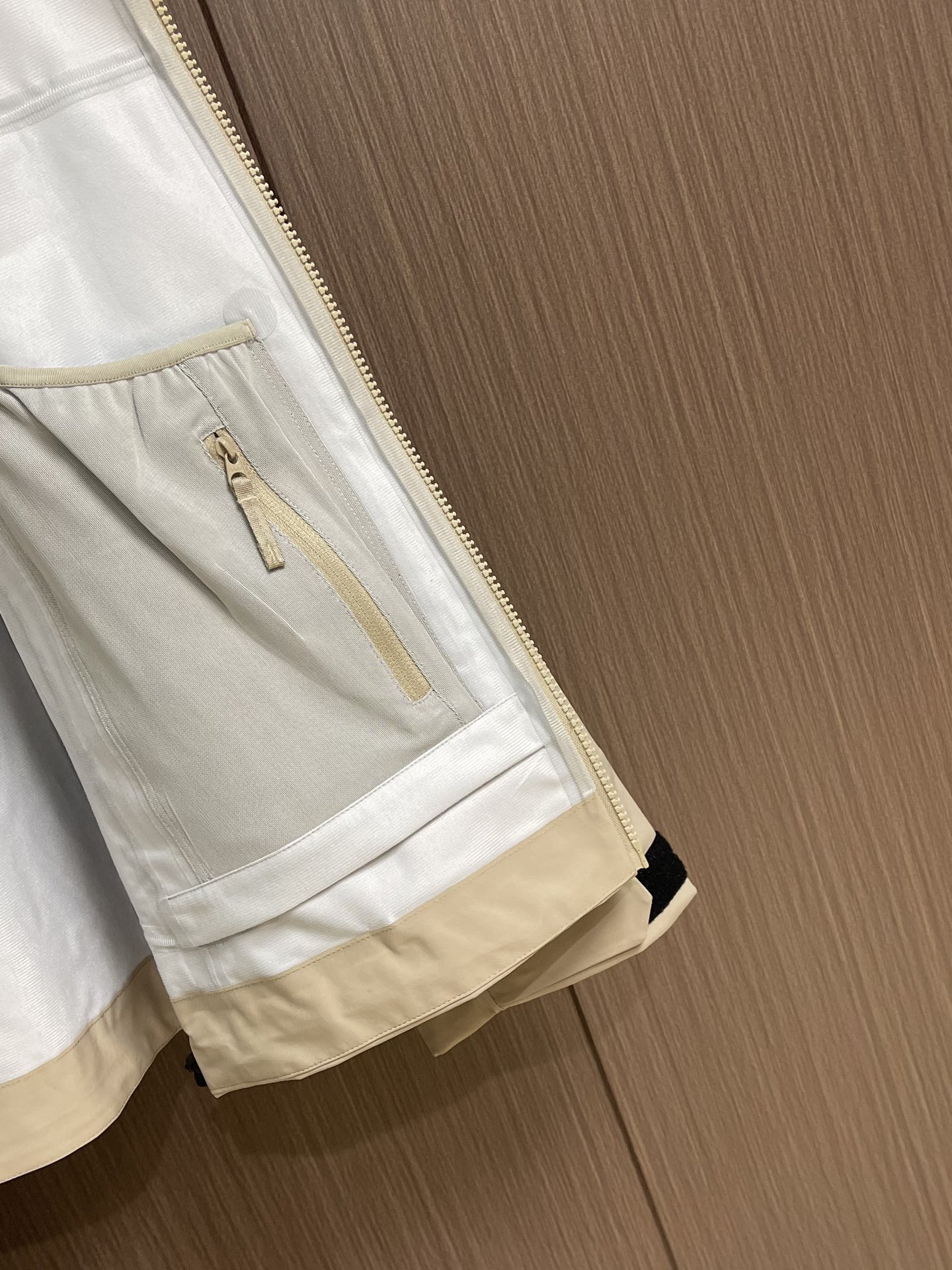 arcteryx beta lightweight，防水防风透气连帽夹克外套，系列连帽城市户外轻量化 防