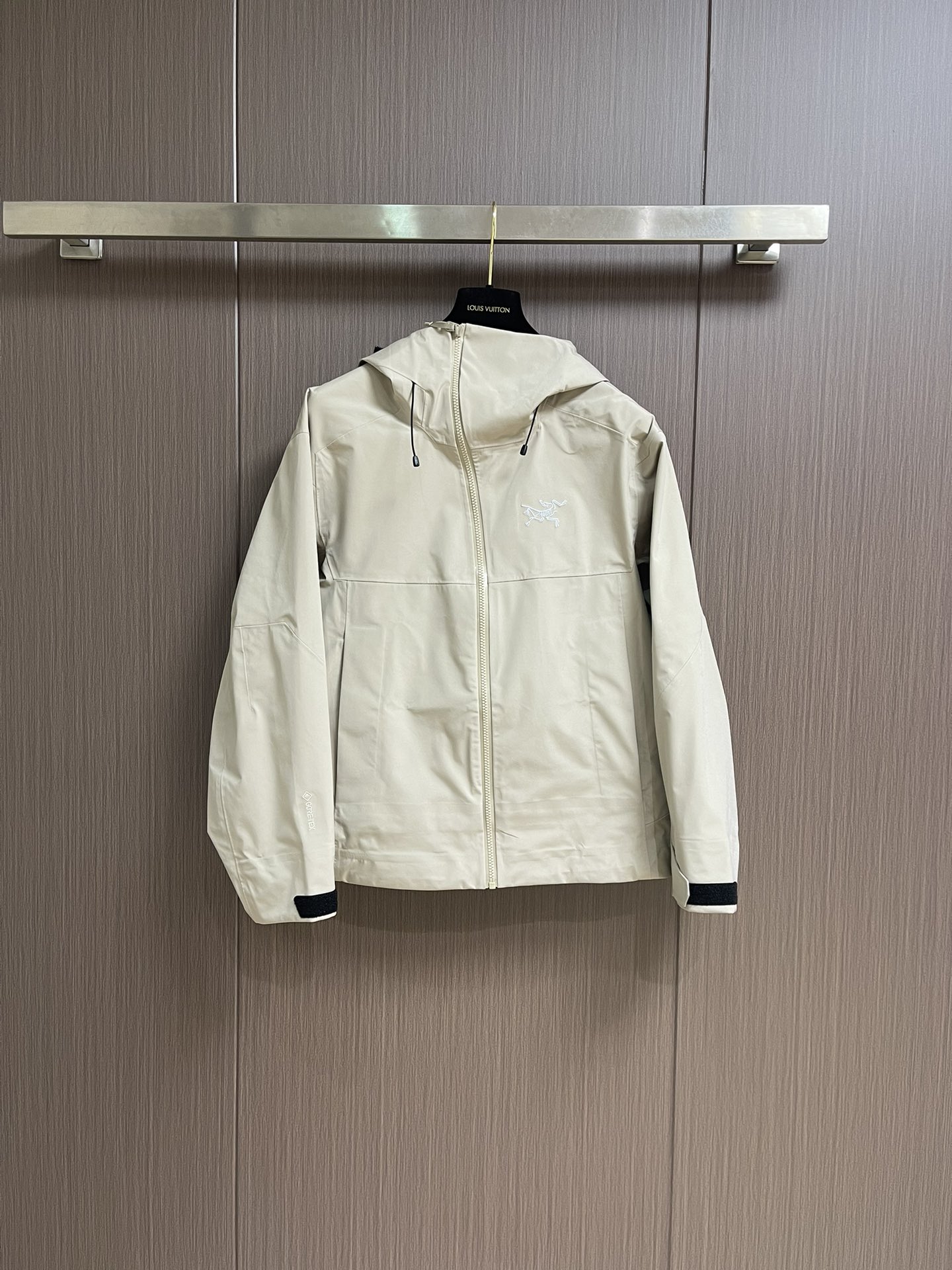 arcteryx beta lightweight，防水防风透气连帽夹克外套，系列连帽城市户外轻量化 防