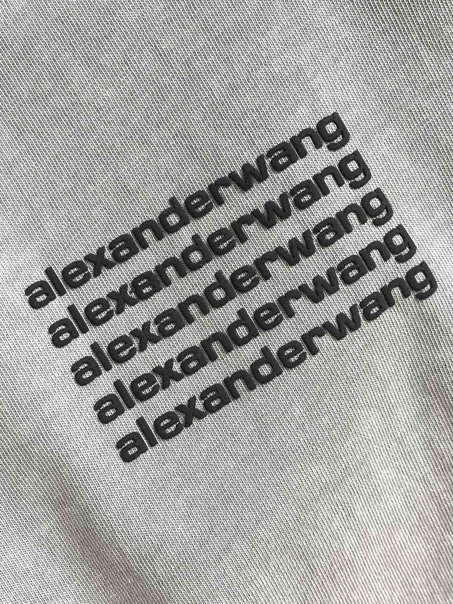 Alexander Wang 2025ss早秋新款圆领打底长袖T恤 经典标语发泡工艺 面料定制定染重工炒
