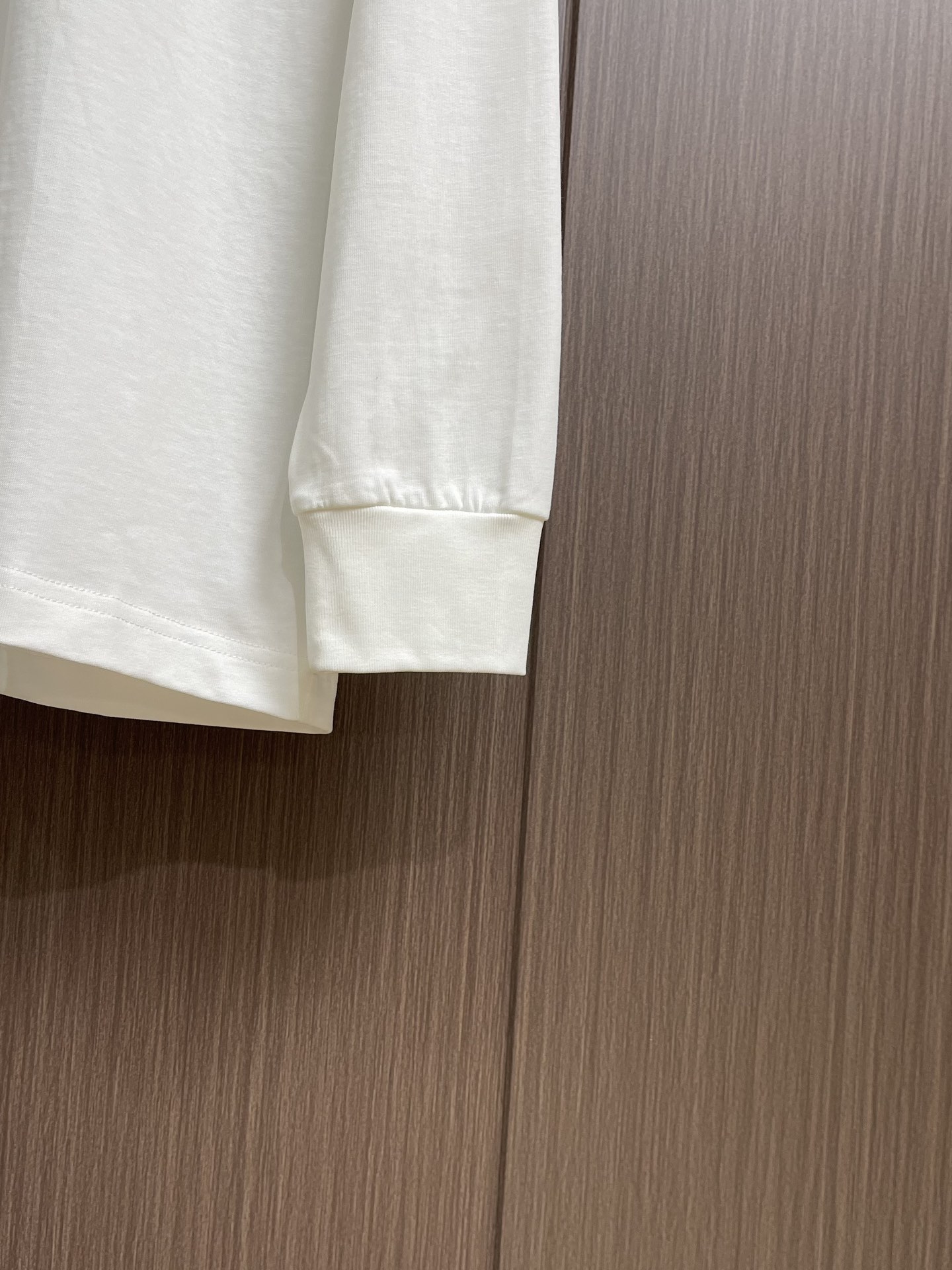 ARCTERYC 始祖鸟 2025FW早秋新款长袖T恤，必不可少的打底长袖衫，这就是你衣柜缺的那件，舒服