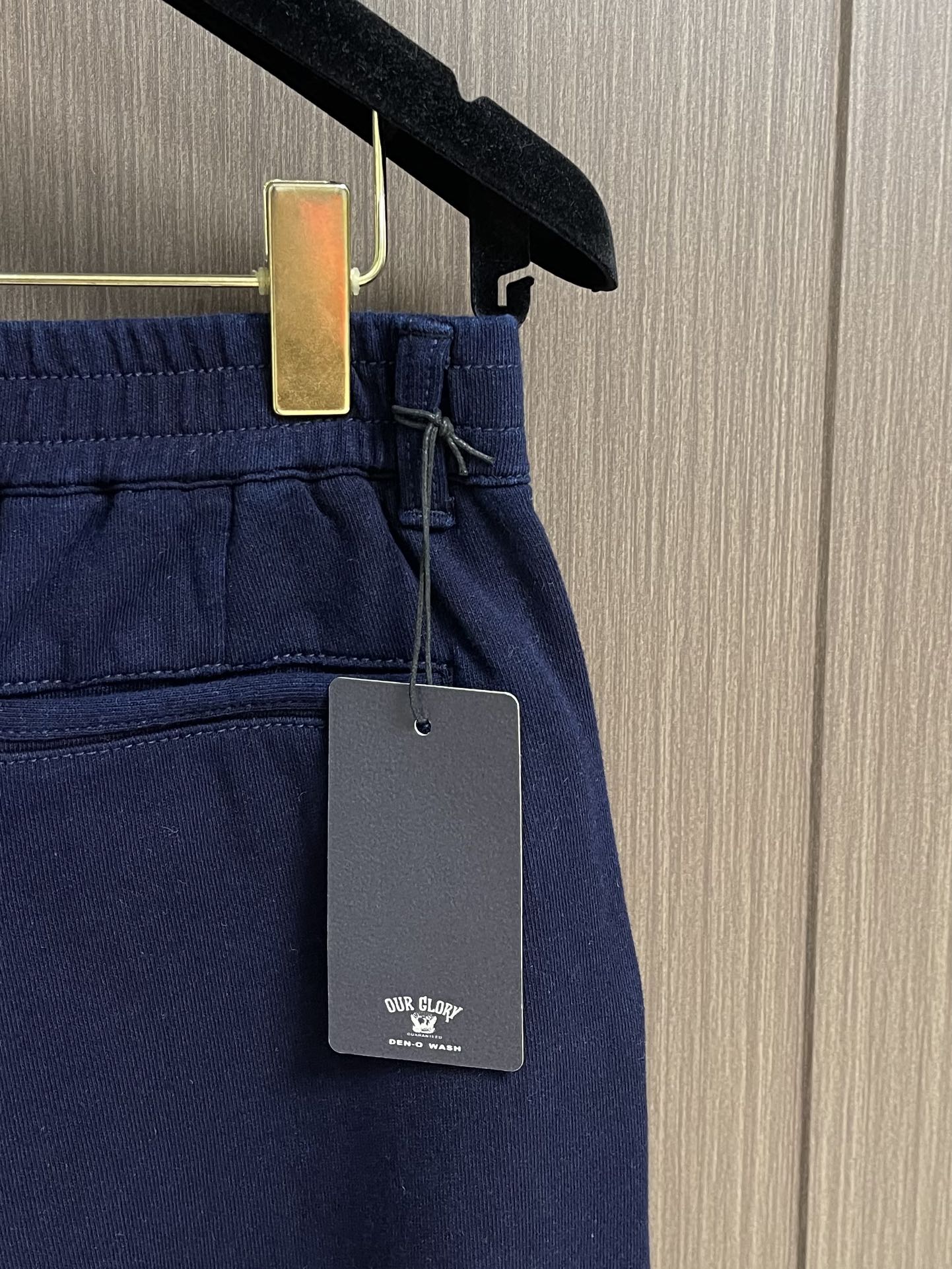 SR家族（史蒂芬）Stefano Ricci 牛仔裤，排除万难到手开发，首先我们来说说这款的用料，全新欧