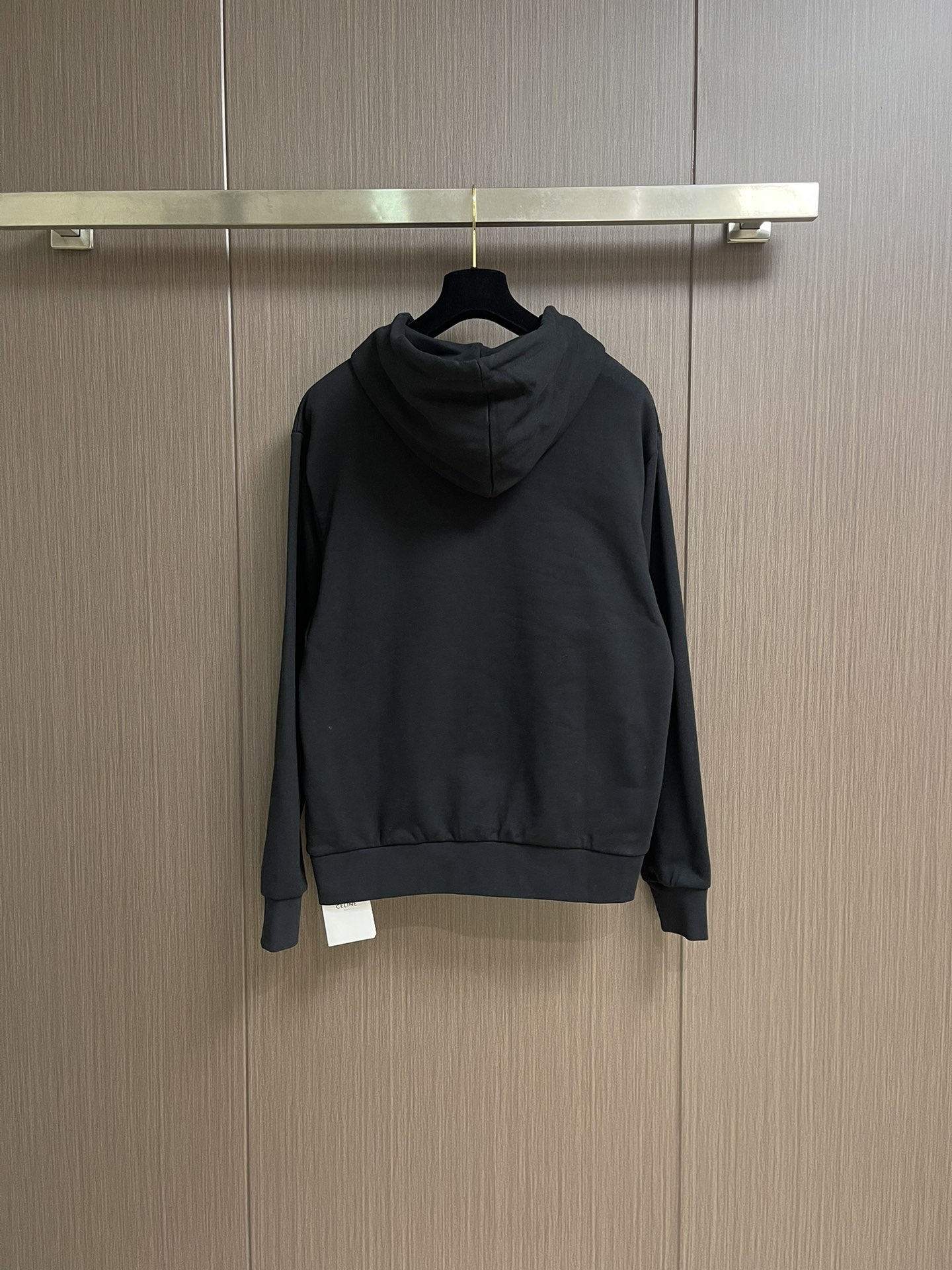 Celine 2025Fw新款印花字母连帽卫衣，采用定织定染高克重纯棉卫衣面料制成 面料手感厚实且有一定