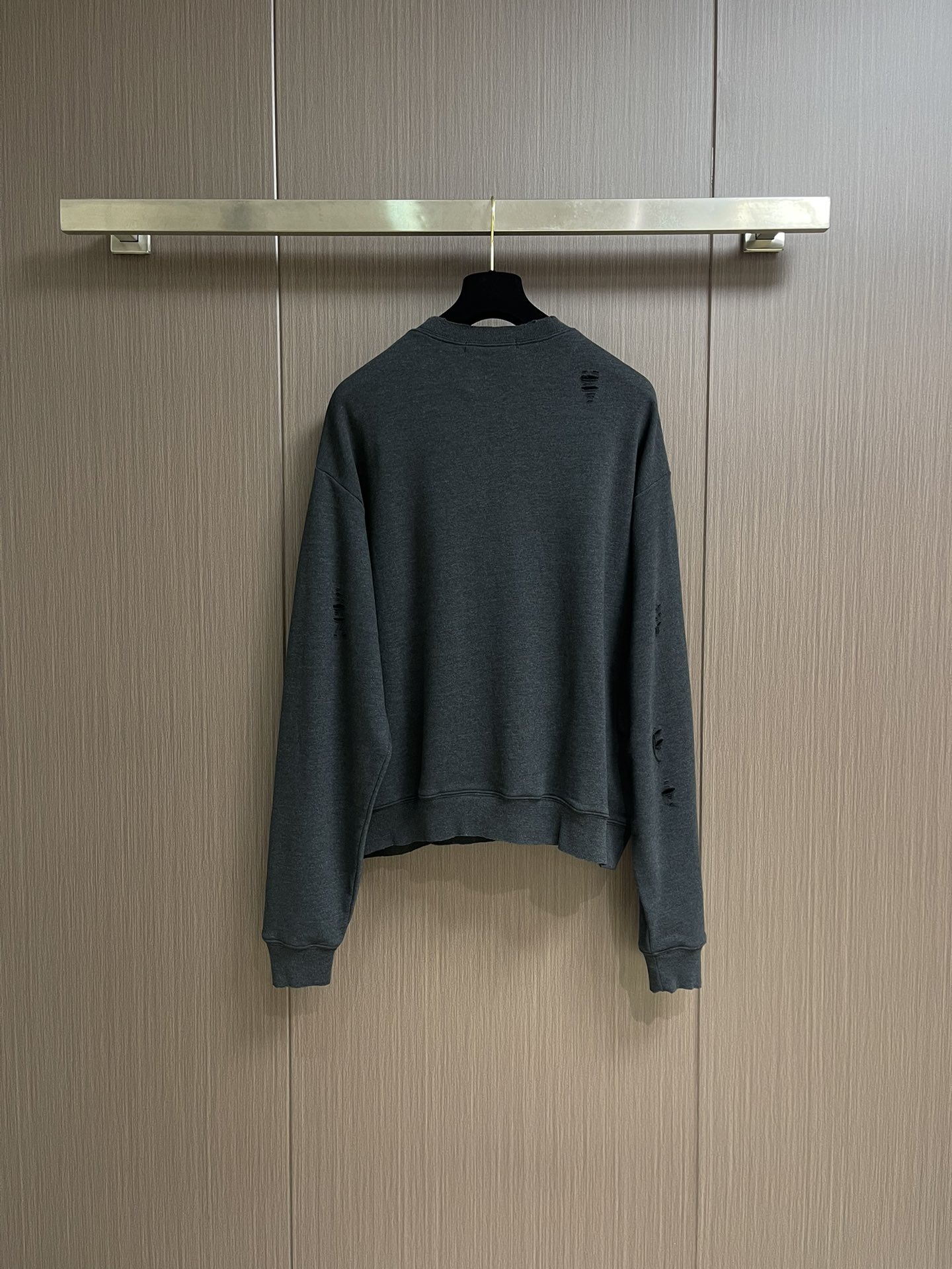 Acne Studios 破洞做旧徽标印花圆领长袖卫衣，定制定染灰绿臻柔棉彩棉料 云感般的触感 细腻柔软