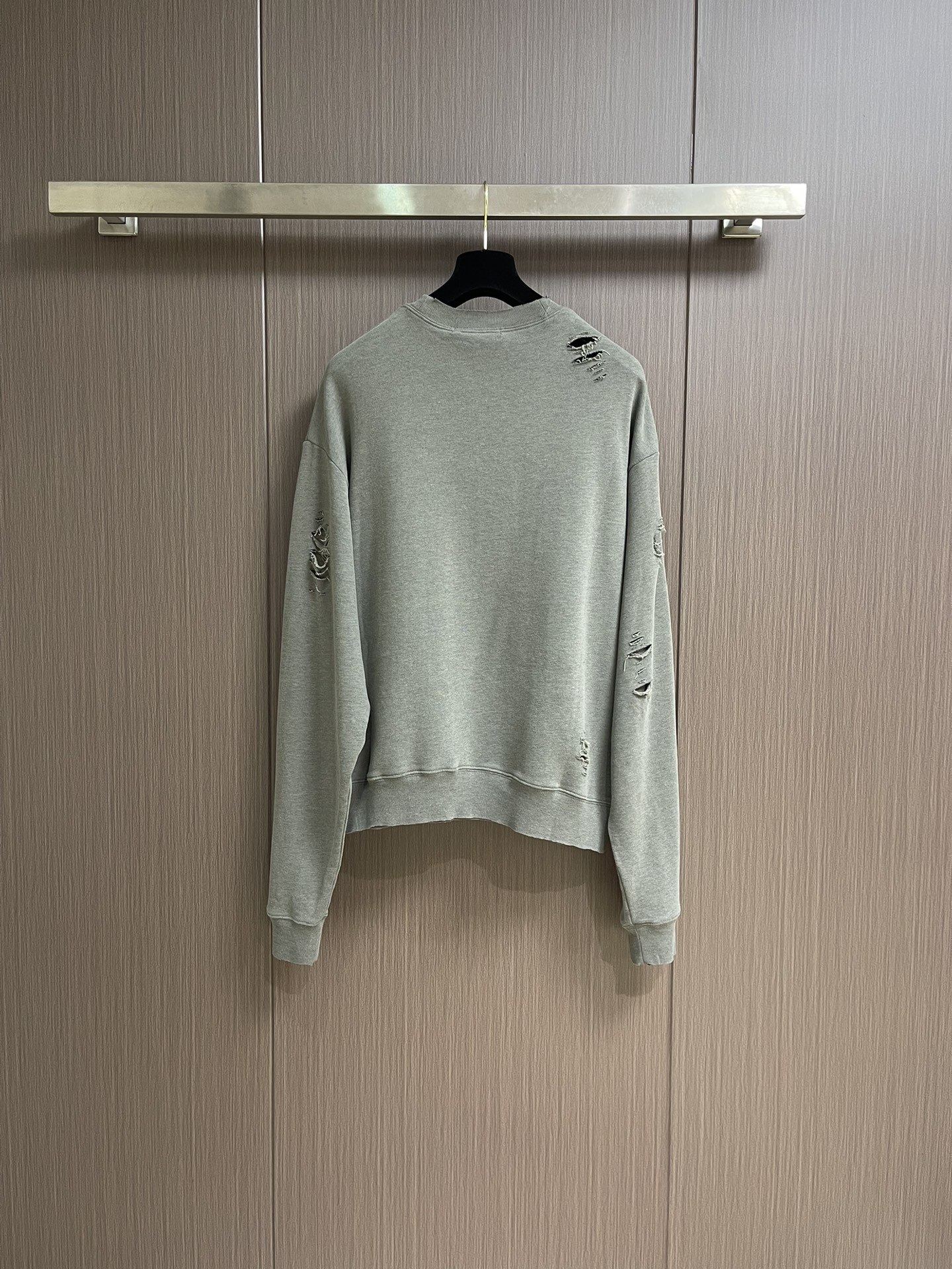 Acne Studios 破洞做旧徽标印花圆领长袖卫衣，定制定染灰绿臻柔棉彩棉料 云感般的触感 细腻柔软