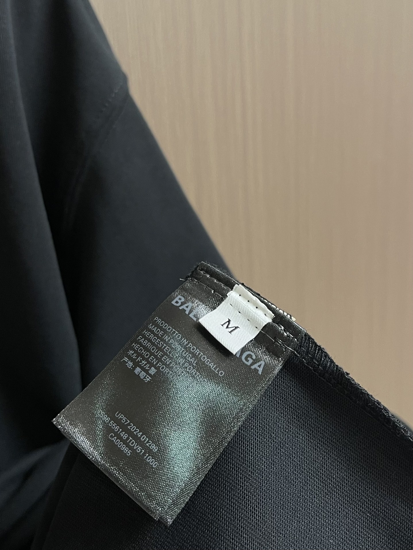 Balenciaga 联名Puma系列印花洗水短袖T恤，面料采用定织定染全棉双纱。克重260克，布面干净