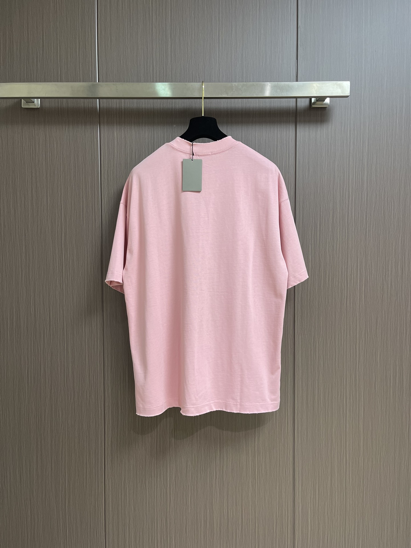 Balenciaga 联名Puma系列印花洗水短袖T恤，面料采用定织定染全棉双纱。克重260克，布面干净