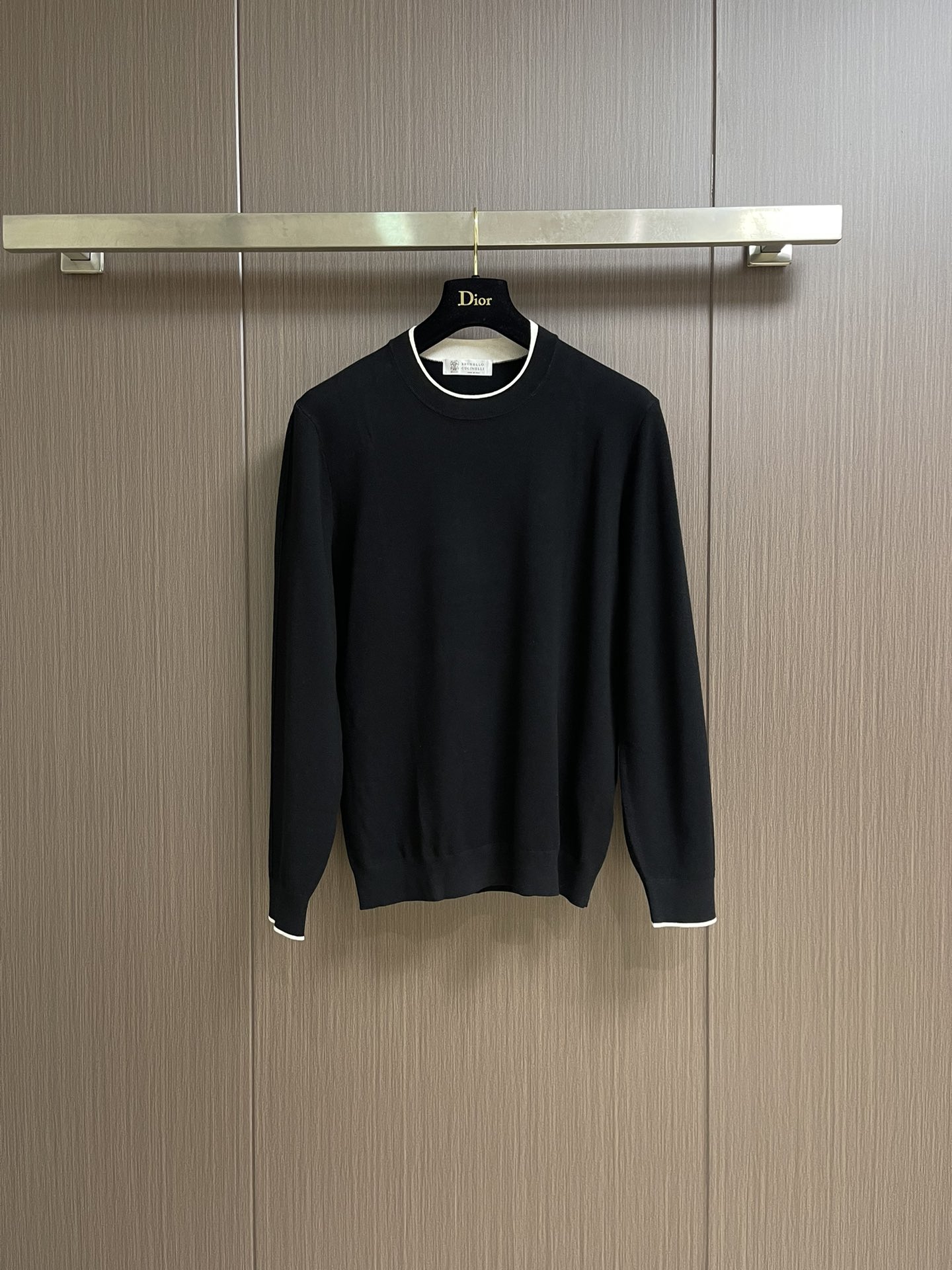 NO:531239,BC Brunello Cucinelli 2025SS Fall New Product Fake Two-Piece Long Sleeve T-Shirt, handsome, fashionable, simple and versatile. Not only is it crisp, maintains a trendy silhouette, but also comfortable to wear, and the yarn is more delicate. Size M-3XL, brunello cucinelli,tees, t-shirt, alexander wang19860909BC Brunello Cucinelli 2025SS秋季新品假两件长袖T恤,帅气时尚,简约百搭款.不仅挺括,保持潮流的廓形,又穿着舒适,纱织更细腻.尺码M-3XL,,brunello cucinelli,tees，t-shirt,alexander wang,Men's clothing