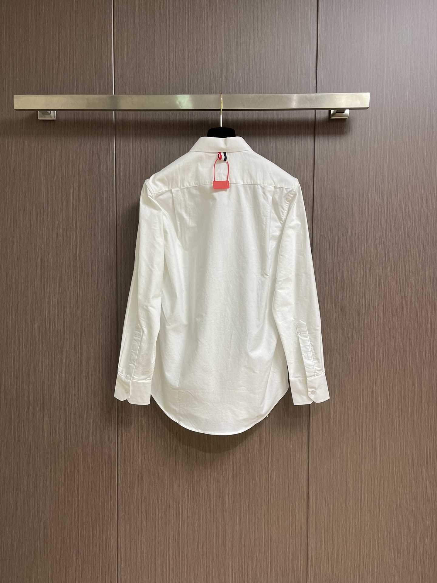 TB Thom Browne 经典款牛津衬衫，全新升级牛津纺面料，tb明星产品，简单干净，休闲舒适百搭，