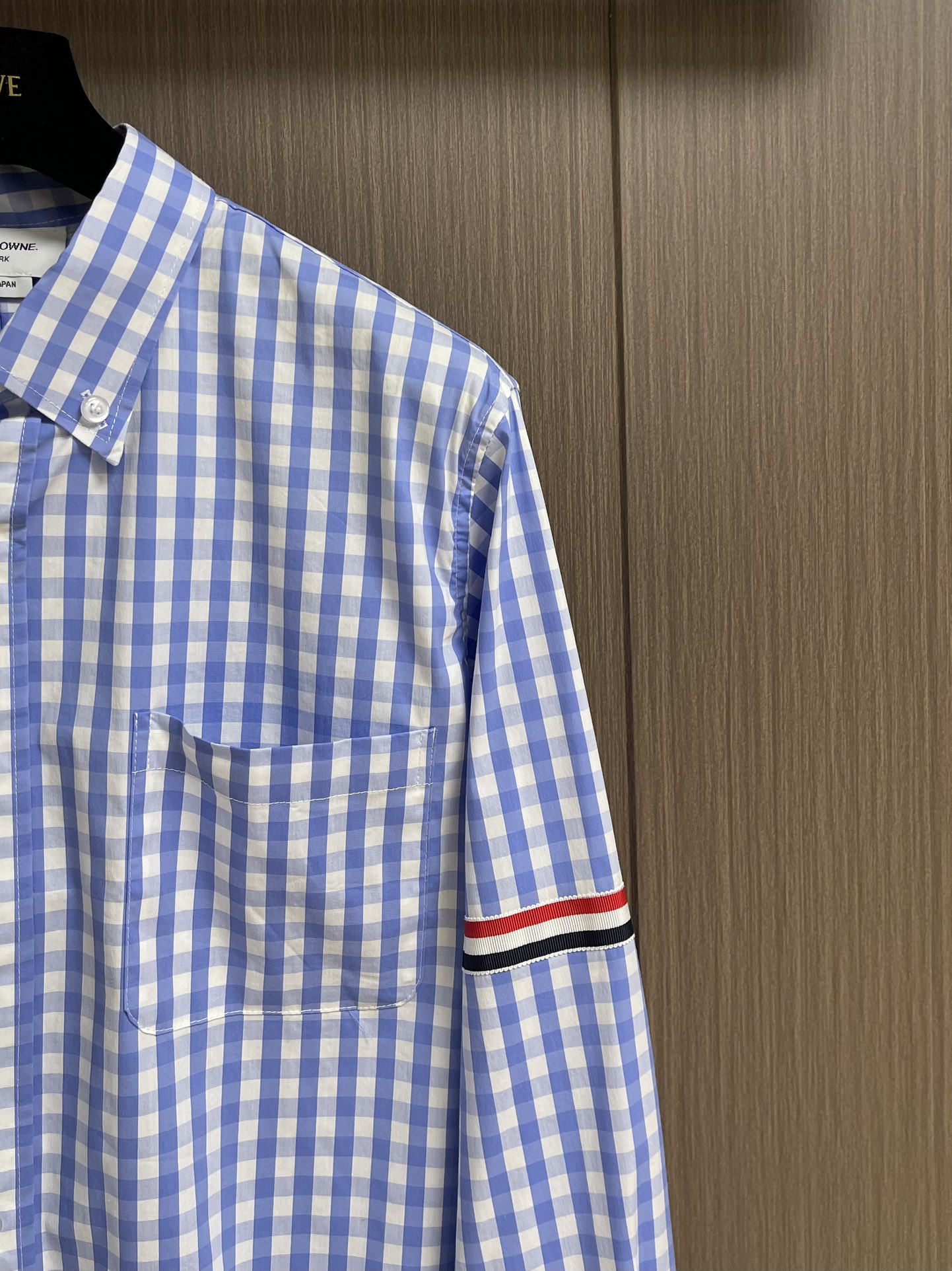 THOM BROWNE TB经典双袖织带色织格子长袖衬衫 面料采用高定色织定制100％新疆长绒棉深蓝色条