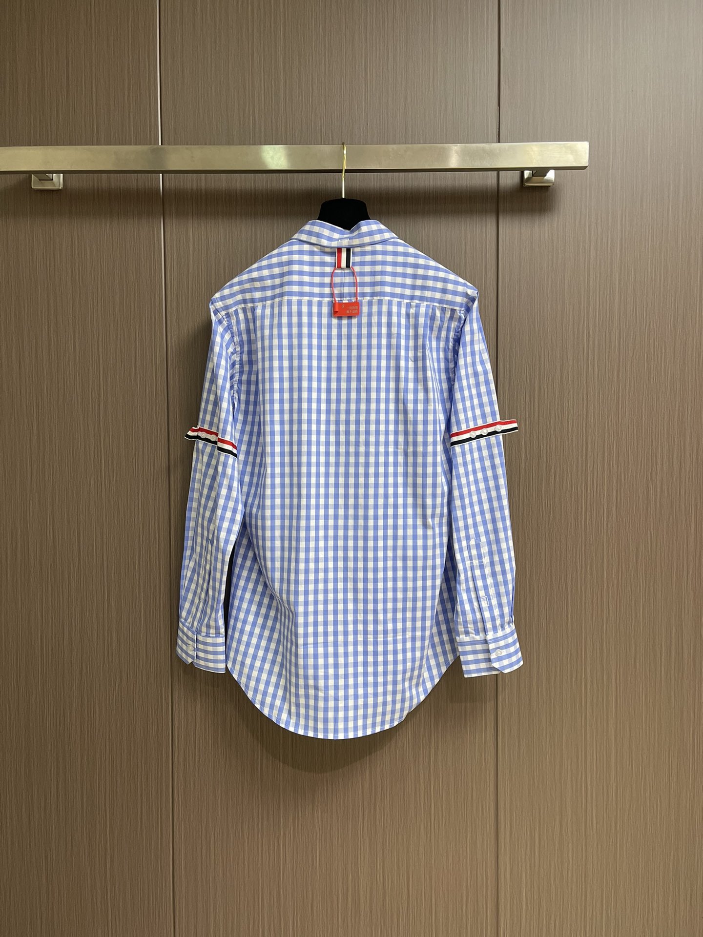 THOM BROWNE TB经典双袖织带色织格子长袖衬衫 面料采用高定色织定制100％新疆长绒棉深蓝色条