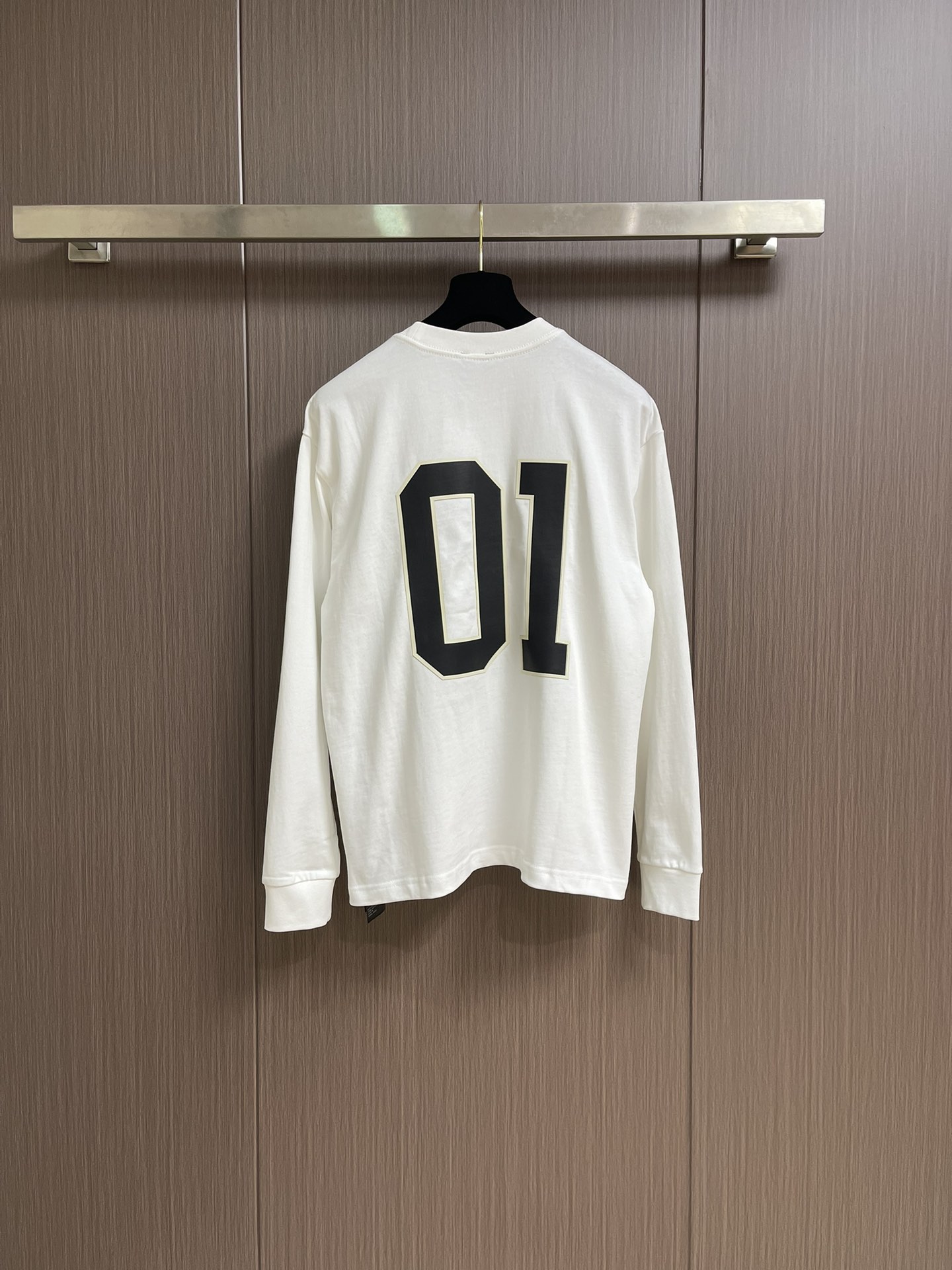 balenciaga 2025FW秋冬新款篮球系列超曼联名01号球衣长袖T恤，衣橱必备单品，都采用了运动