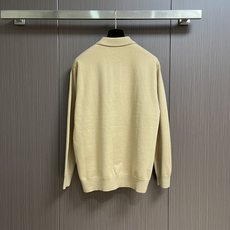 BrunelloCucinelli布鲁内洛.库奇内利 BC 长袖针织POLO衫 看似简约的设计 领口与袖 BrunelloCucinelli布鲁内洛.库奇内利 BC 长袖针织POLO衫 看似简约的设计 领口与袖