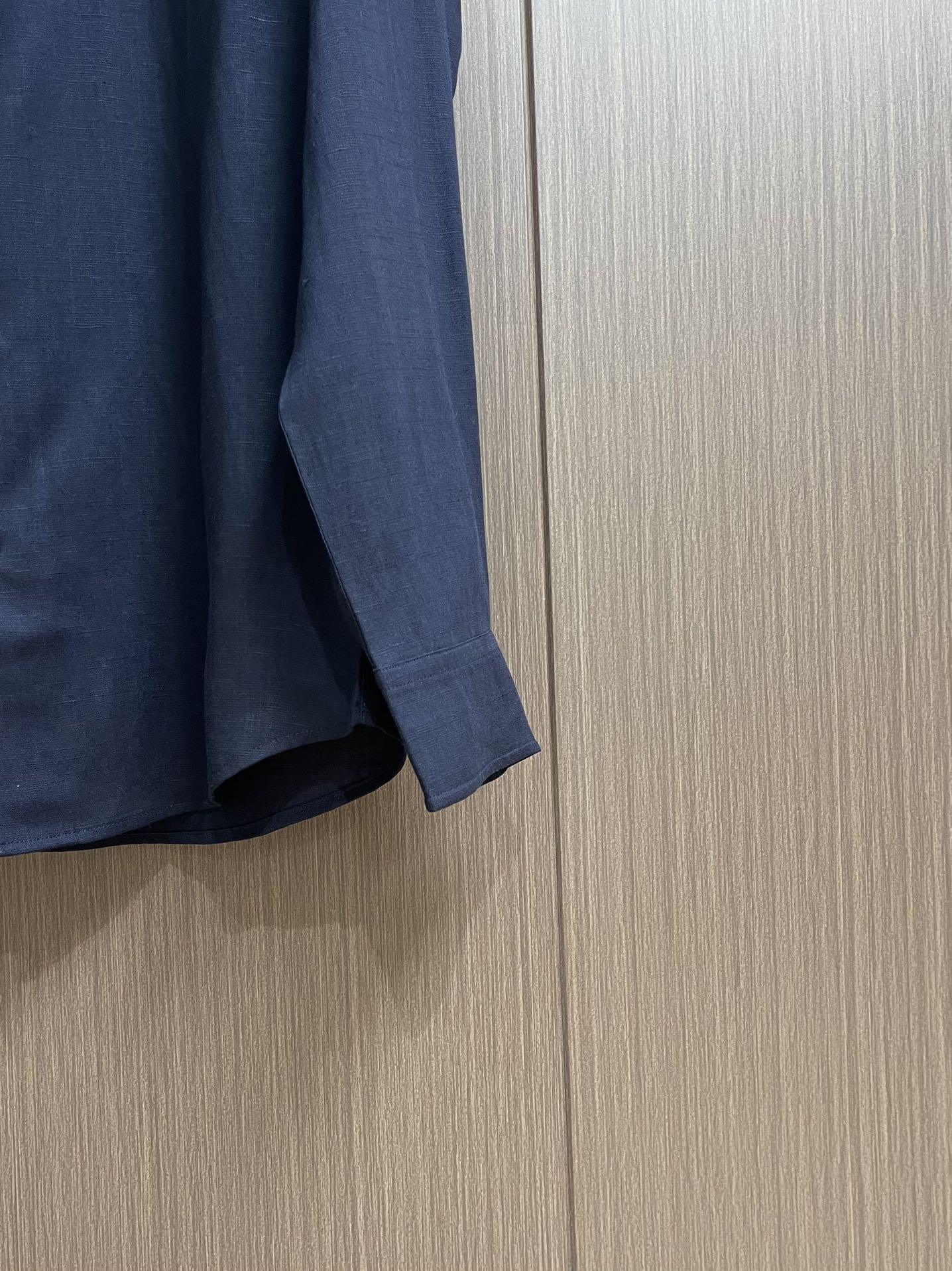 lP🆕 Loro Piana 2025ss秋季全品相订单，商务通勤 天然亚麻材质休闲衬衫，合体的剪裁 五