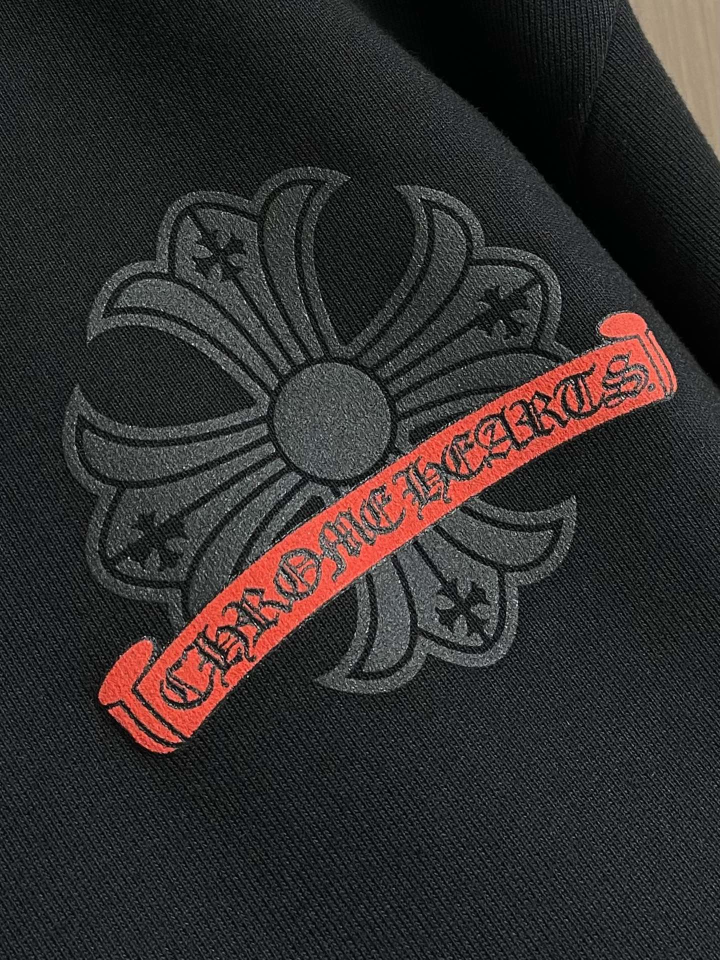 CH Come Hearts 2025FW 红十字架印花拉链连帽外套，高克重高密度高品质 毛料柔软细腻亲