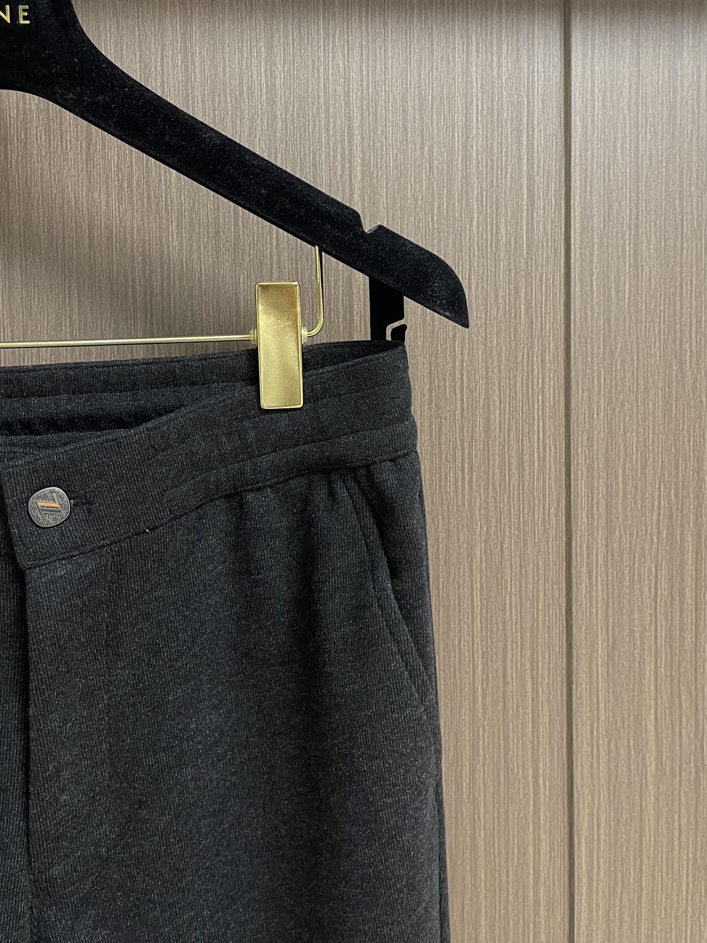 Ermenegildo Zegna 2025SS 早秋男士直筒休闲裤! 一个致力于男士成衣的品牌!!专注