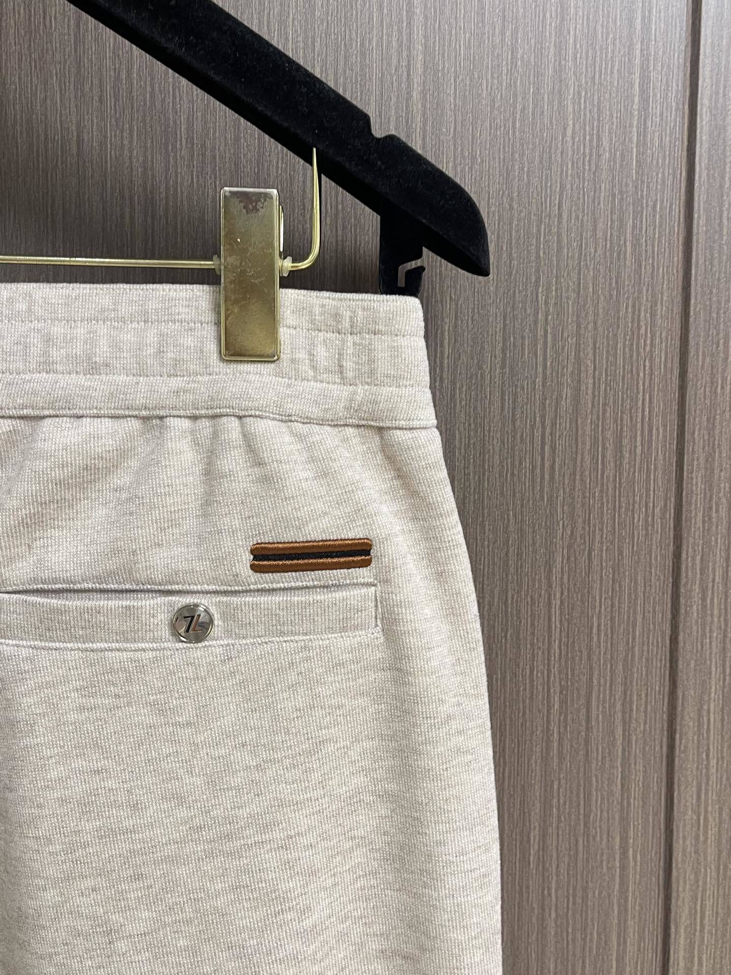 Ermenegildo Zegna 2025SS 早秋男士直筒休闲裤! 一个致力于男士成衣的品牌!!专注