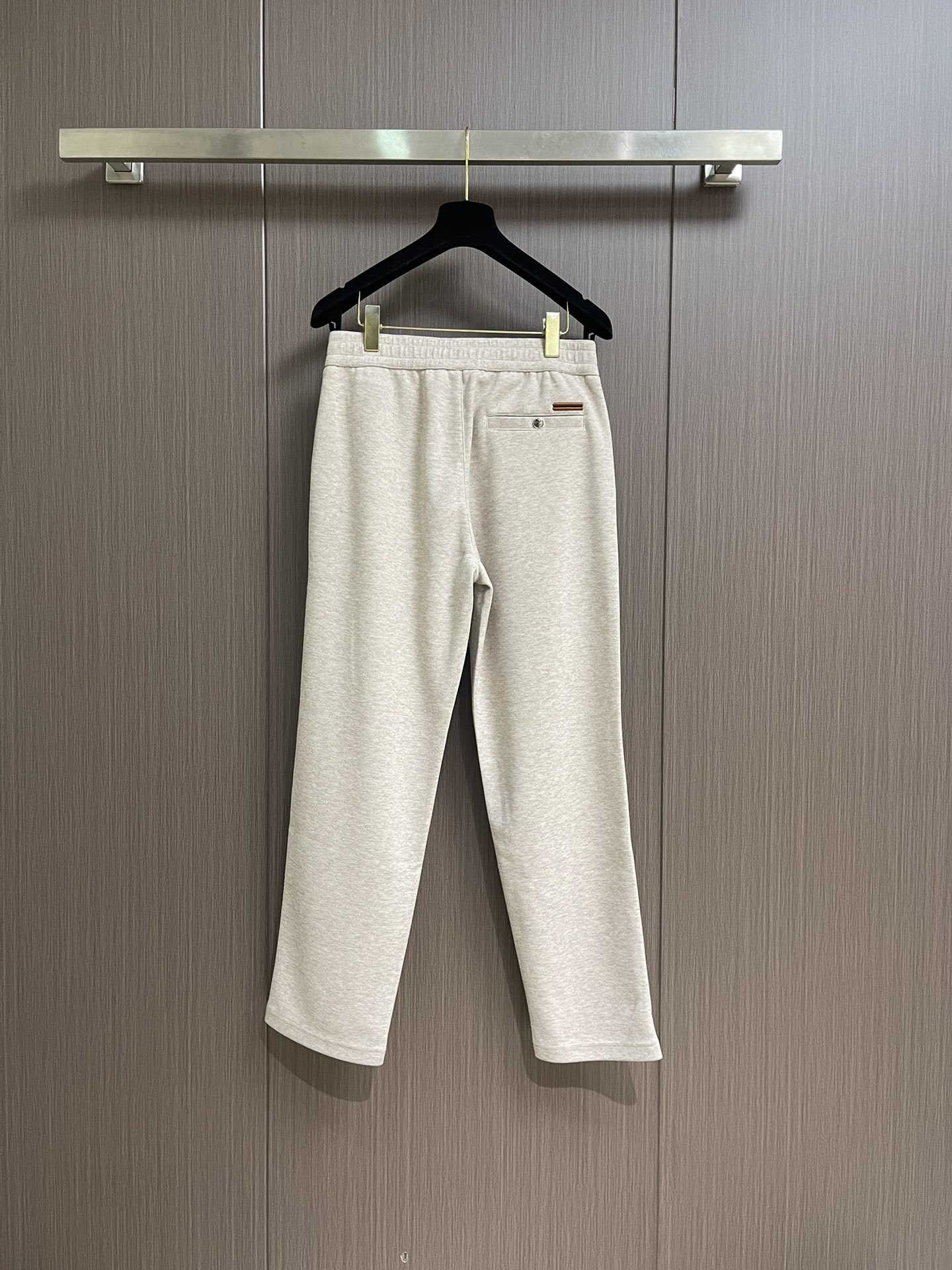 Ermenegildo Zegna 2025SS 早秋男士直筒休闲裤! 一个致力于男士成衣的品牌!!专注