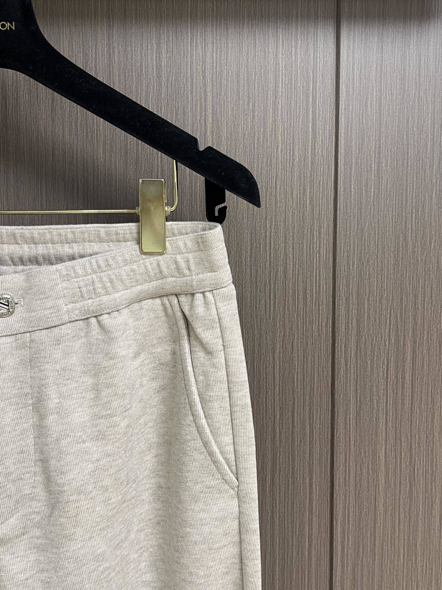 Ermenegildo Zegna 2025SS 早秋男士直筒休闲裤! 一个致力于男士成衣的品牌!!专注