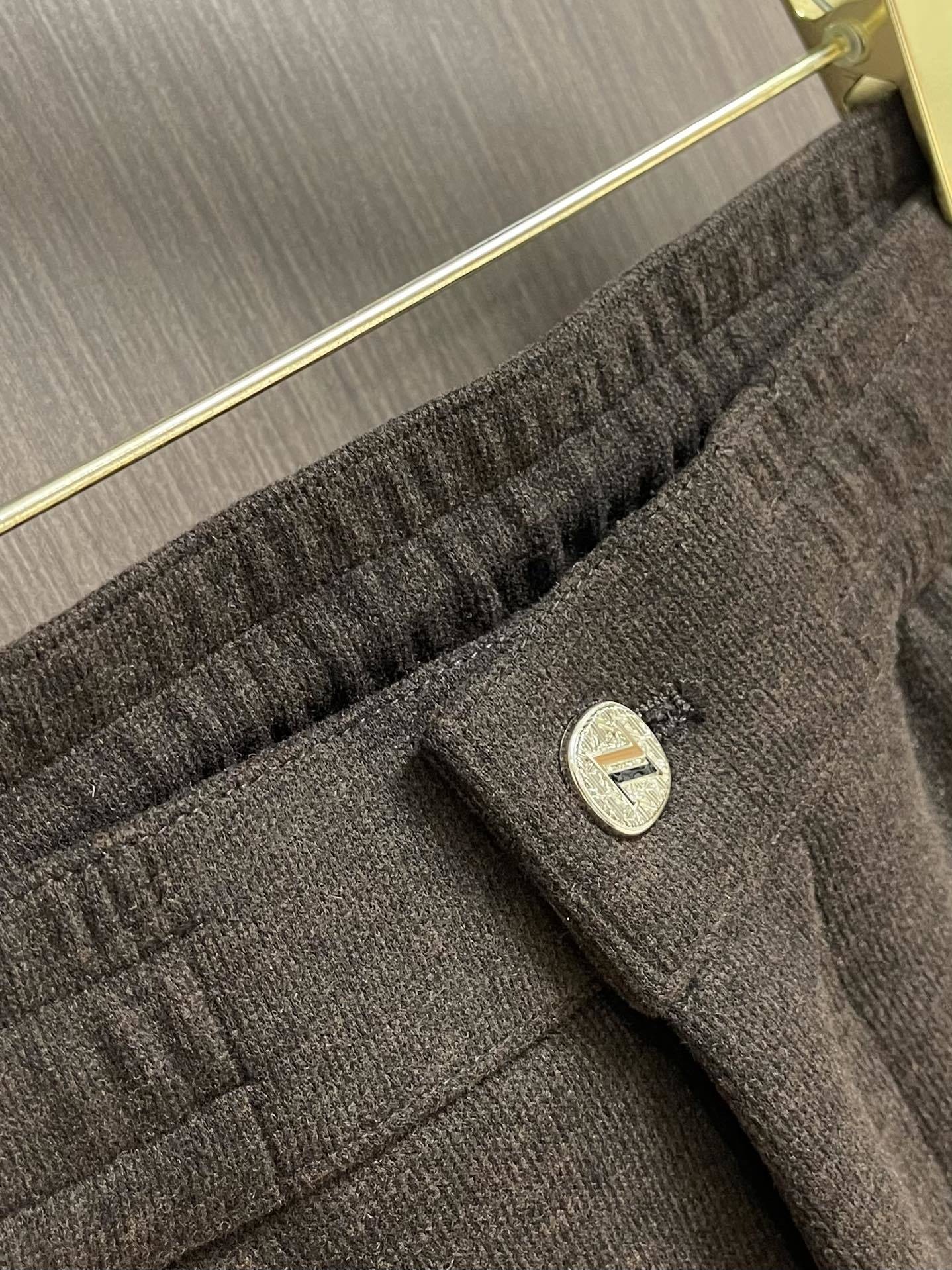 Ermenegildo Zegna 2025SS 早秋男士直筒休闲裤! 一个致力于男士成衣的品牌!!专注