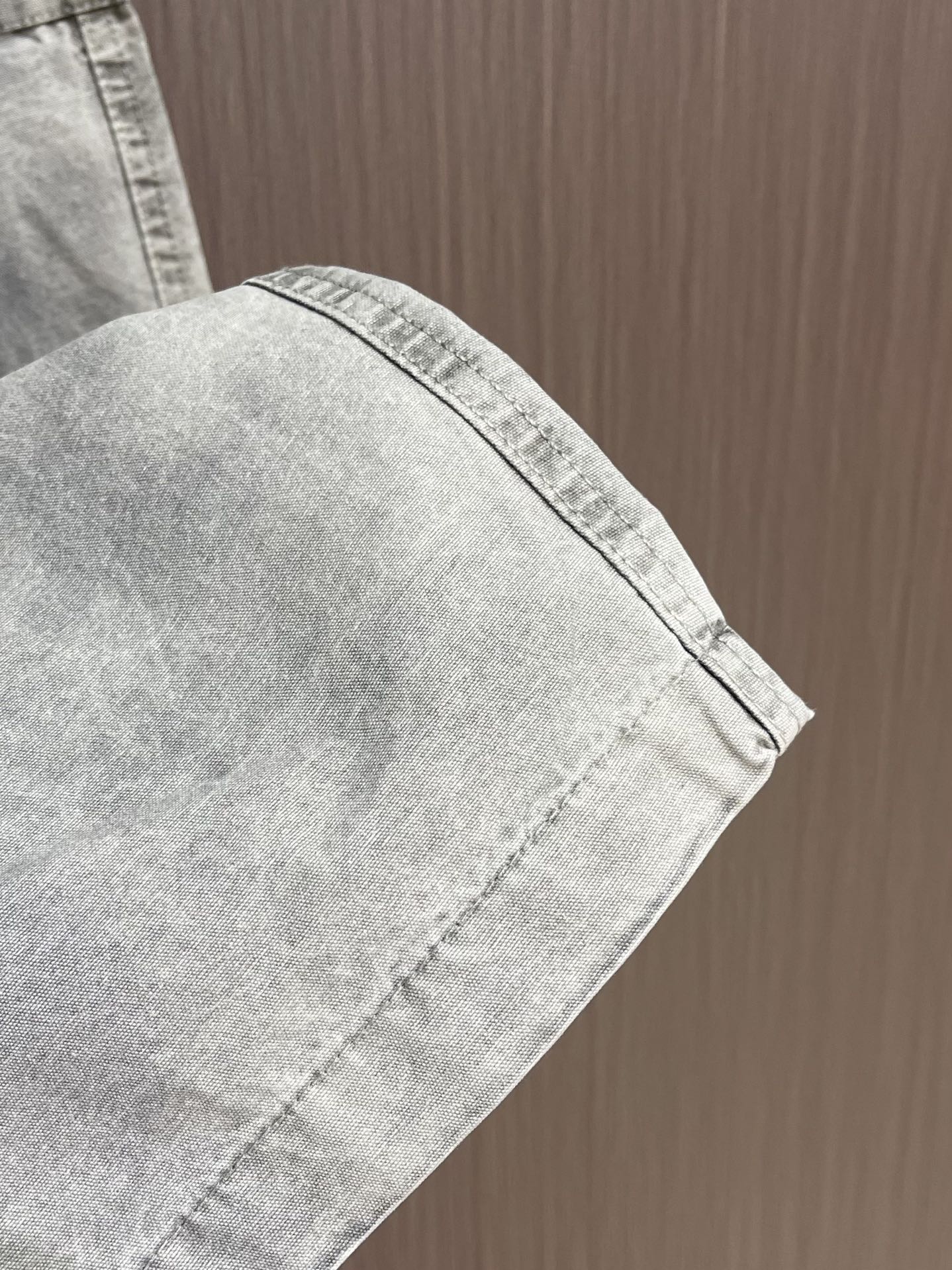 Balenciaga 2025SS早秋新品多袋牛仔裤，进口原版面料，上身舒适，字母图案装饰logo，原版