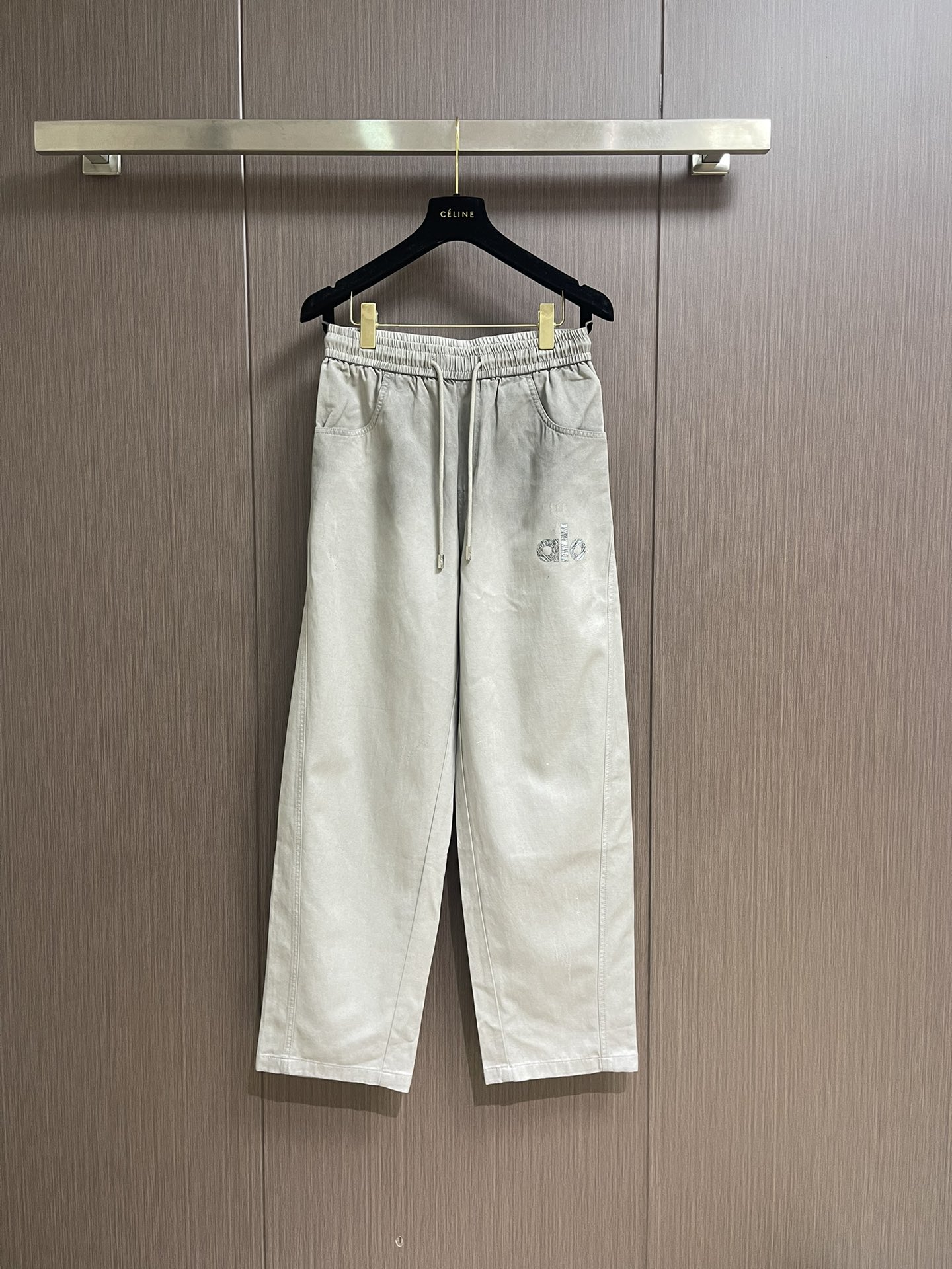 NO:538673,ALO 2025FW early autumn new style hoodies, custom-made full set of hardware, new brand LOGO gradient old design technology, fine workmanship, perfect details, high gram heavy threaded fabric. Size M-3XL, alexander wang19860909ALO 2025FW早秋新款卫裤,定制全套五金,全新品牌LOGO渐变做旧设计工艺 做工精细,细节完美,高克重螺纹面料.尺码M-3XL,,alexander wang,Men's clothing