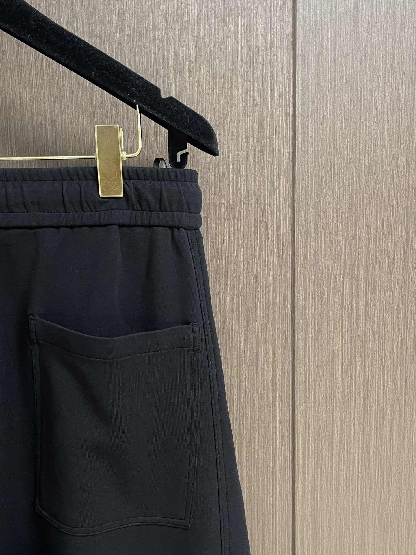 lululemon 2025SS早秋新款长裤 走秀款 今年最新定制面料 直筒裤版型搭配洗水线条设计 非常