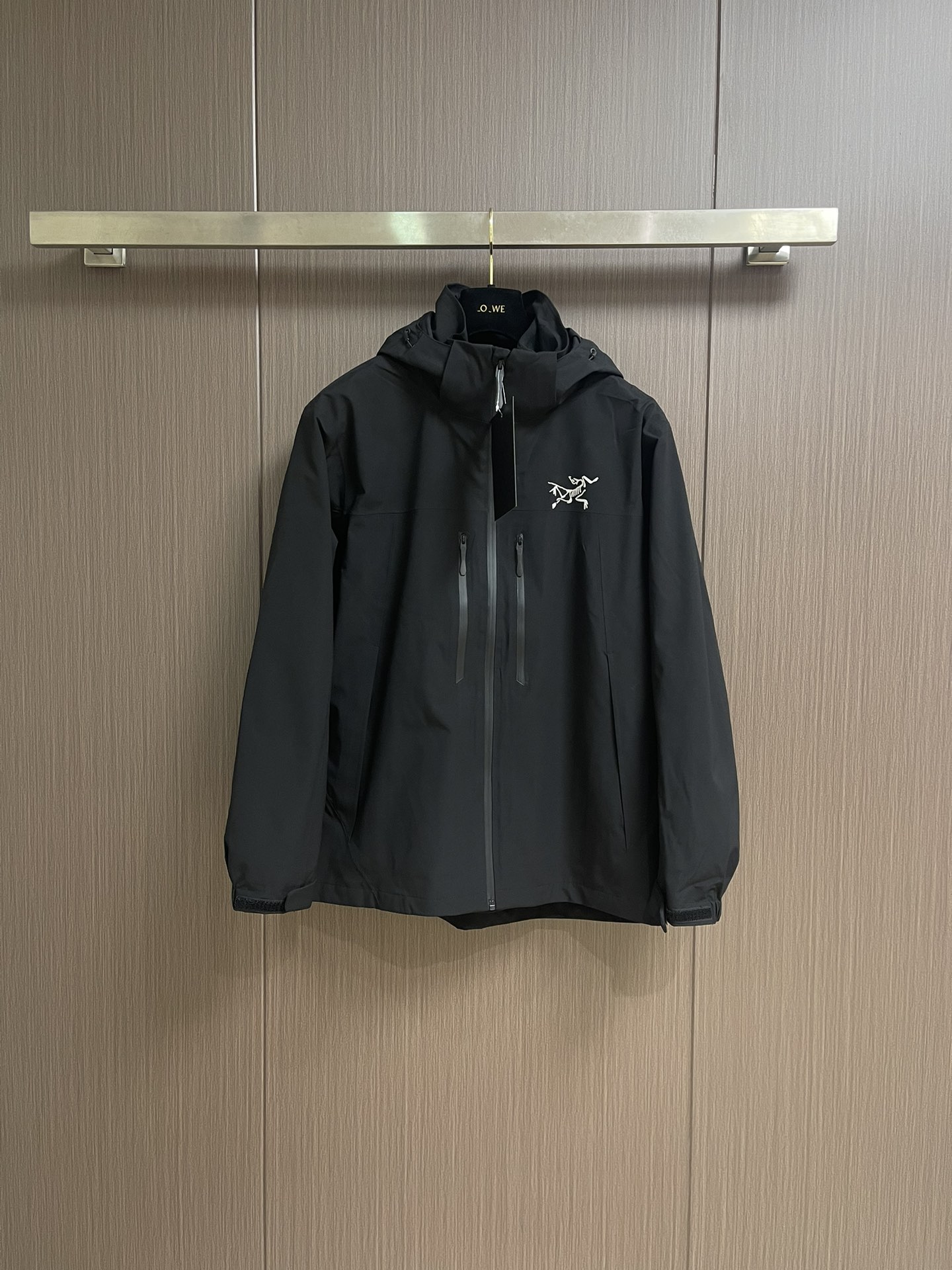 Arcteryx 始祖鸟 beta 防水防风轻量 冲锋衣外套，原版定制外层gore-txe面料，防水防风