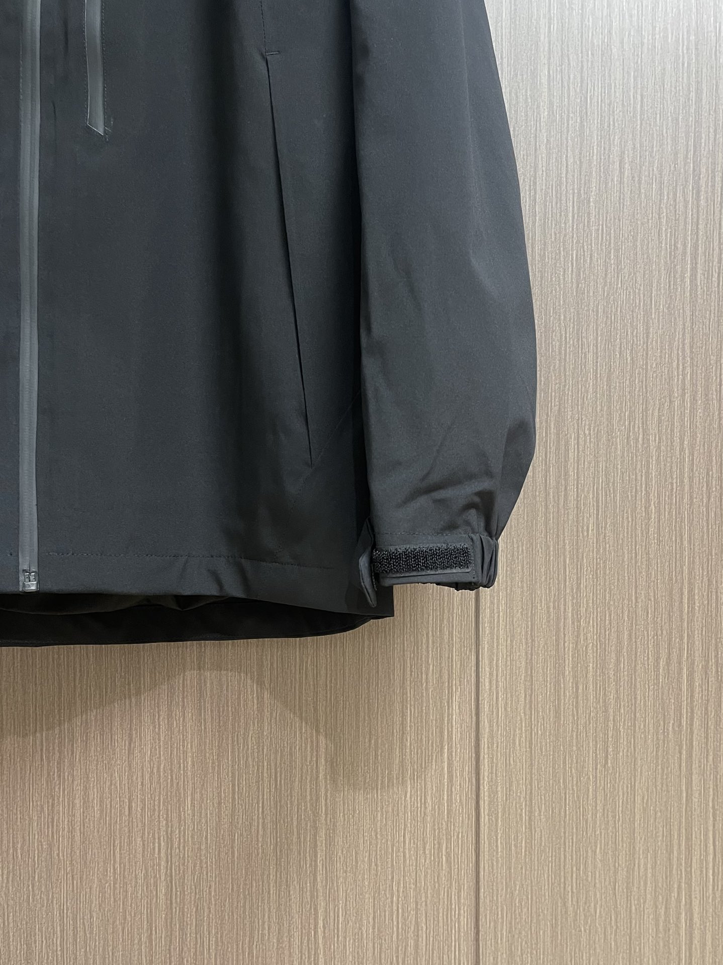 Arcteryx 始祖鸟 beta 防水防风轻量 冲锋衣外套，原版定制外层gore-txe面料，防水防风